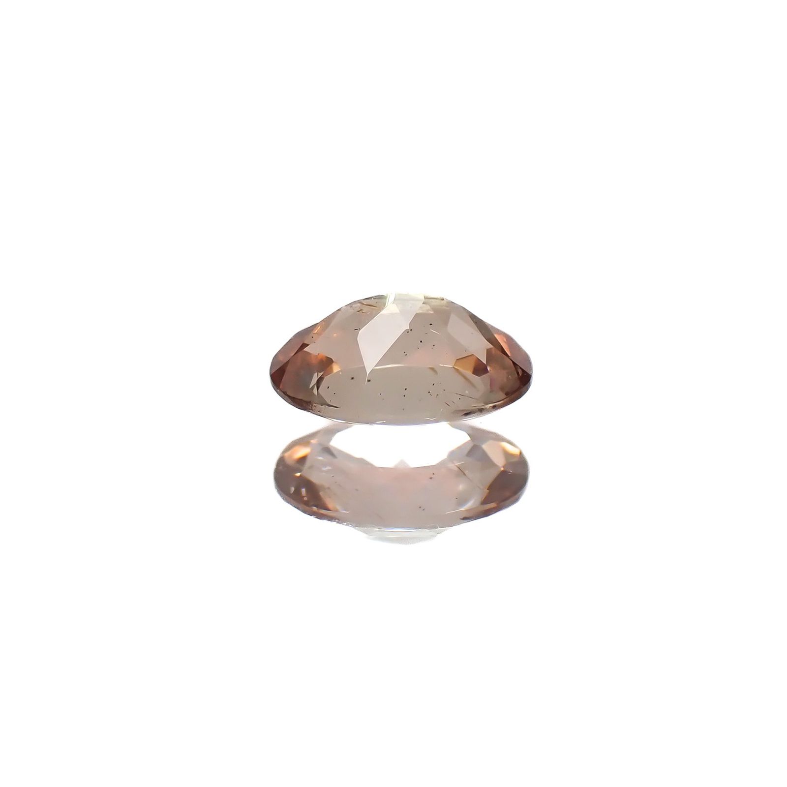 バイカラーアンダリュサイト(宝石名アンダリュサイト)スリランカ/マダガスカル産 0.74ct 識別済[220917584]7.1x4.9mm前後