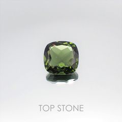 <ランダムセレクト1個販売> モルダバイト(宝石名モルダバイト) クッションカット 発見地：旧チェコスロバキア 8.10ct前後 識別済[20073997]14×14mm前後