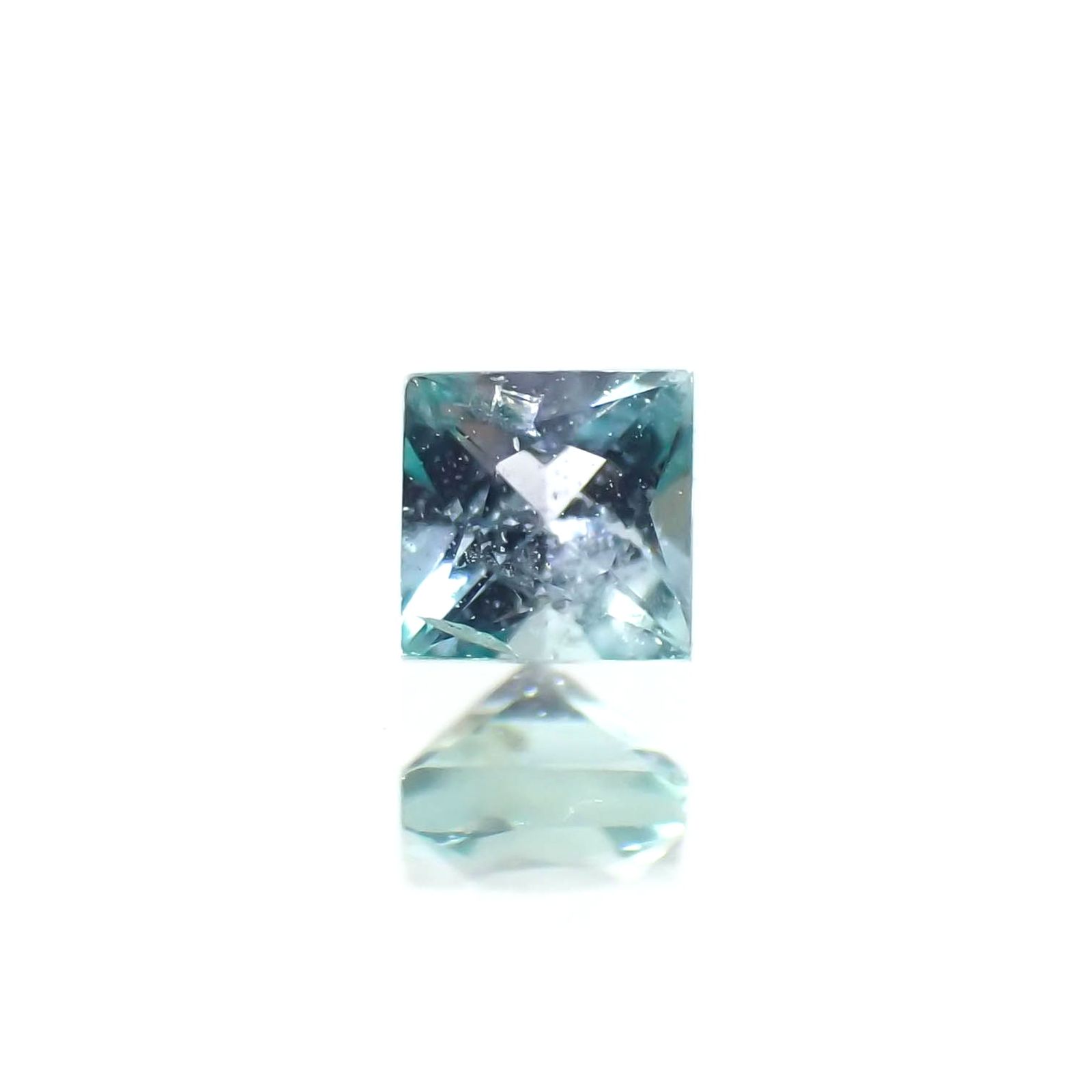 ◇プリンセスカット◇ブルーグリーンコーネルピン タンザニア産 0.096ct / 2.3x2.3mm前後 [260222852]