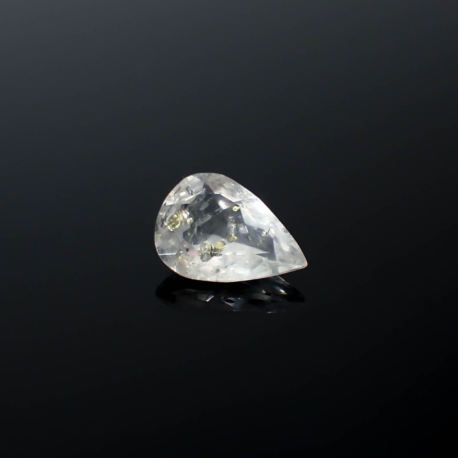 パイライトインクォーツ(マーカサイトインクォーツ) ブラジル産 7.79ct / 17.3x12.4mm前後 [240225913]