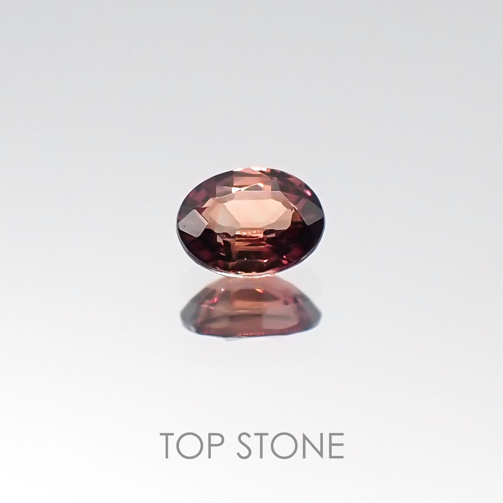カラーチェンジサファイア非加熱(宝石名サファイア) タンザニア産 0.19ct 識別済[20206029]3.9×3.1mm前後