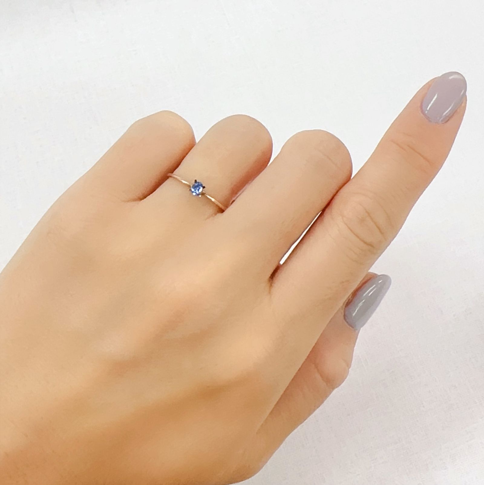 ベニトアイト(宝石名ベニトアイト)アメリカ・カリフォルニア州産 0.096ct 識別済[230823205]3.4x2.3mm前後