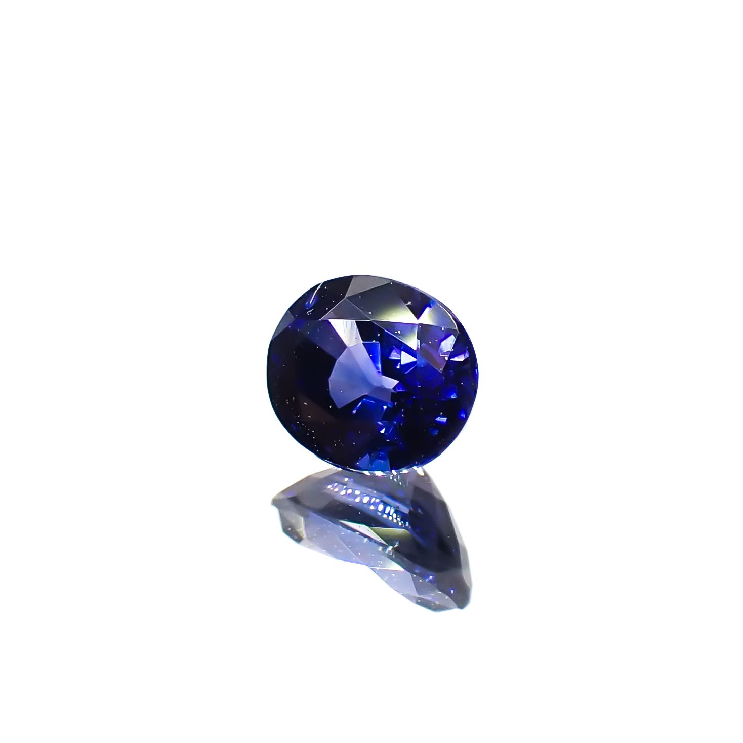 サファイア(宝石名サファイア)タンザニア/マダガスカル産 0.44ct 識別済[241029191]4.8x3.9mm前後