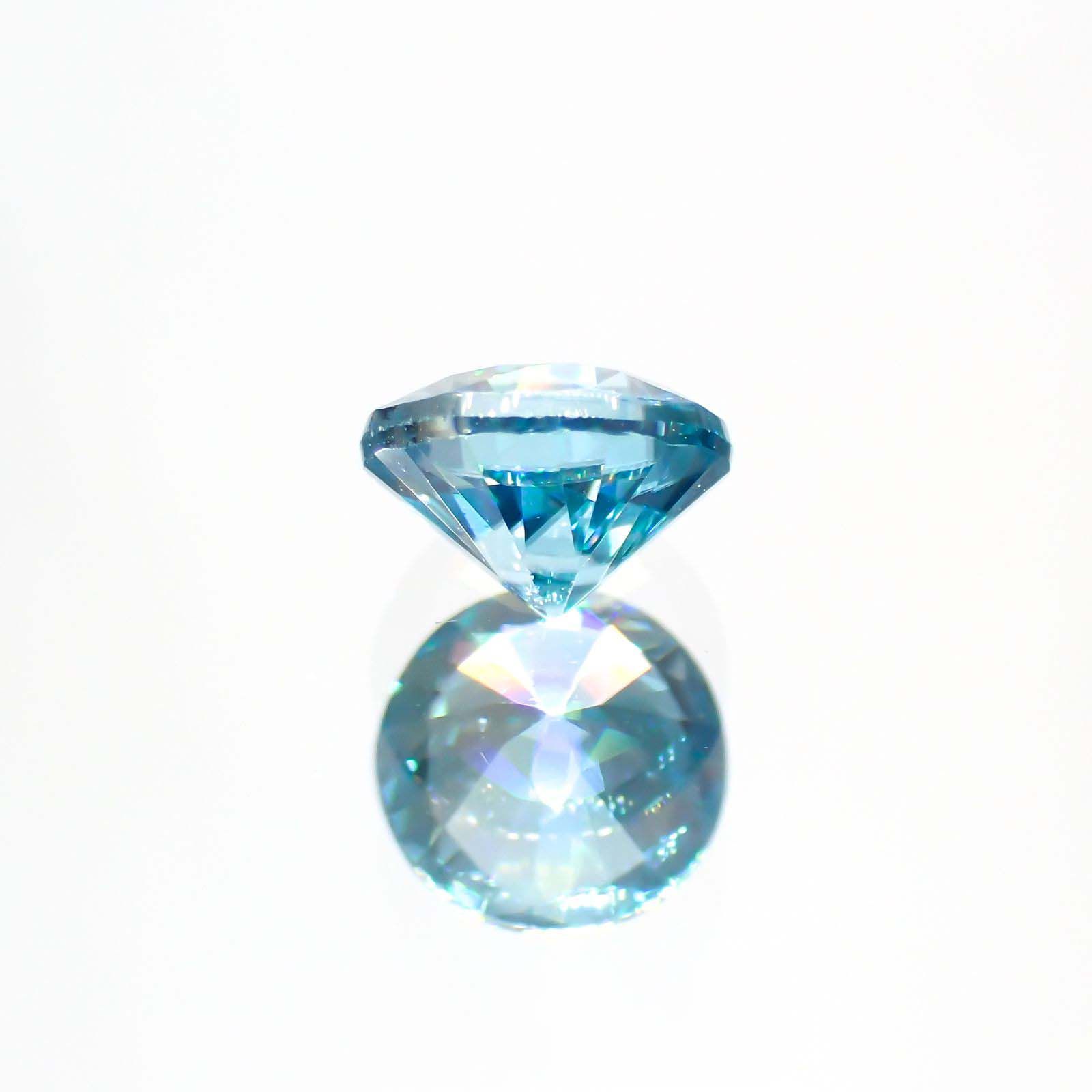 ブルージルコン(宝石名ジルコン) カンボジア産 0.77ct 識別済[211013447]5.1×5.1mm前後