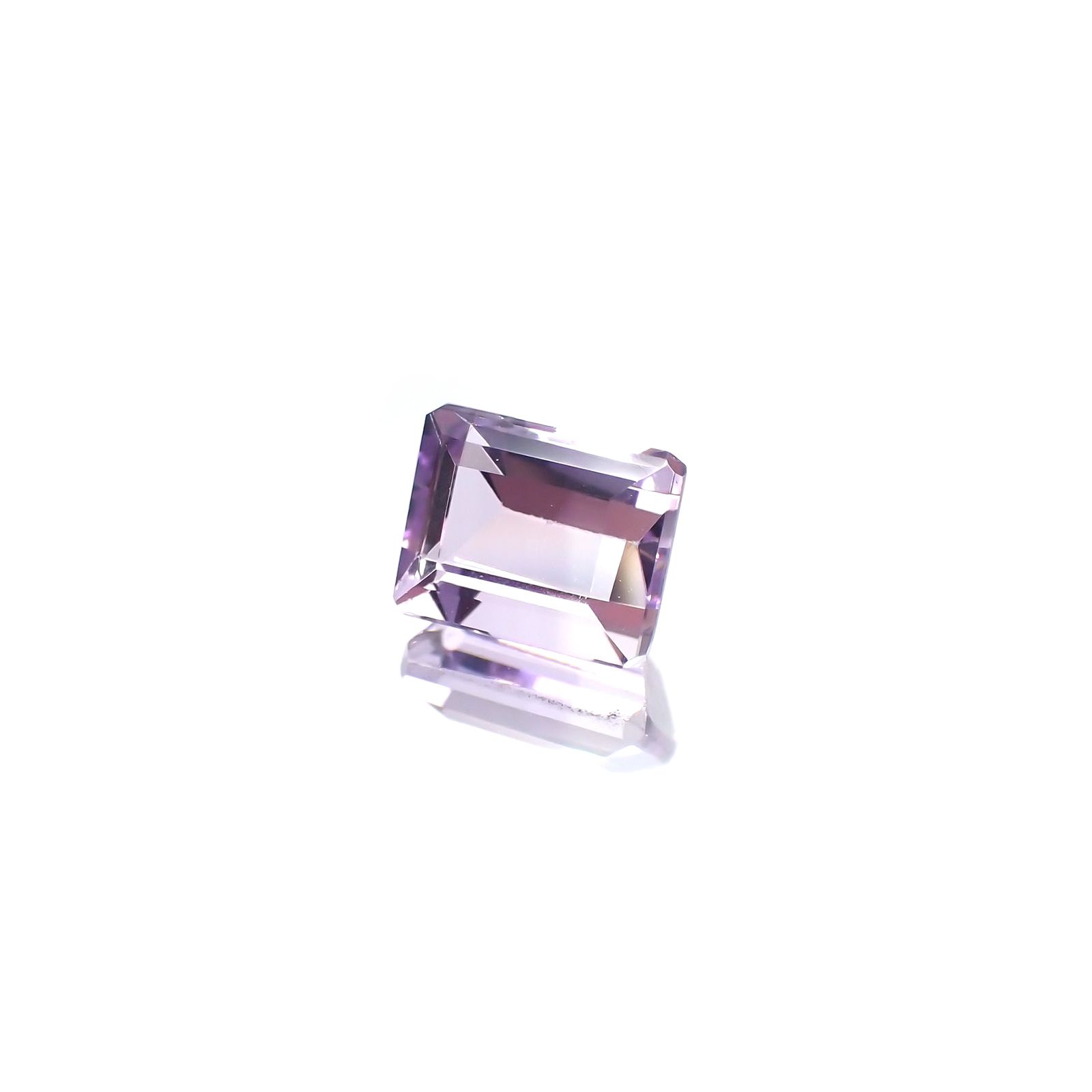 アワーグラスアメジスト(宝石名バイカラー・クォーツ) モロッコ産 1.76ct 識別済[210812318]7.8×6.1mm前後