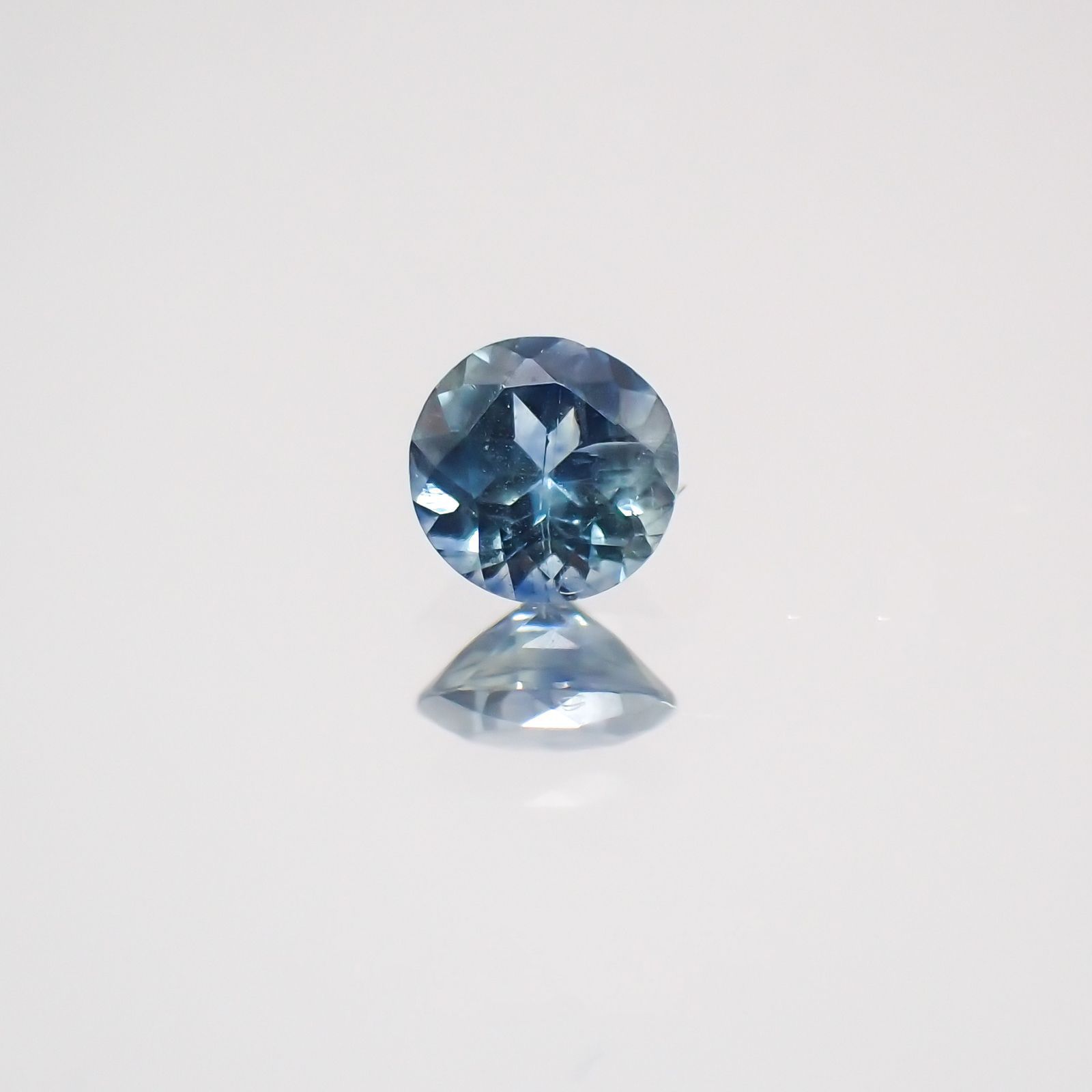 モンタナサファイア アメリカ産 ルース 0.086ct[21039899]2.7×2.7mm前後