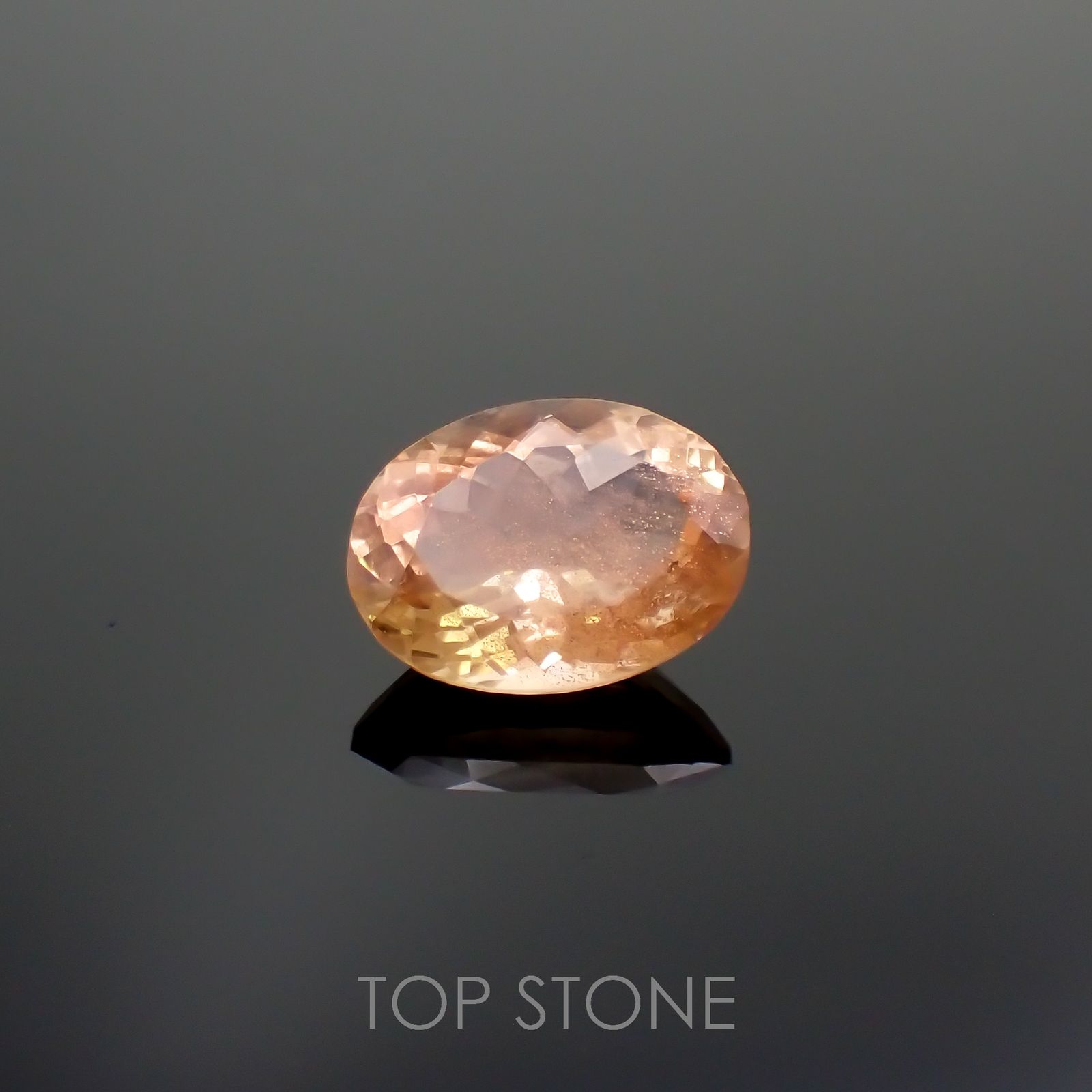 オレゴンサンストーン アメリカ・オレゴン州産 2.69ct[221018714]10.9x8.1mm前後