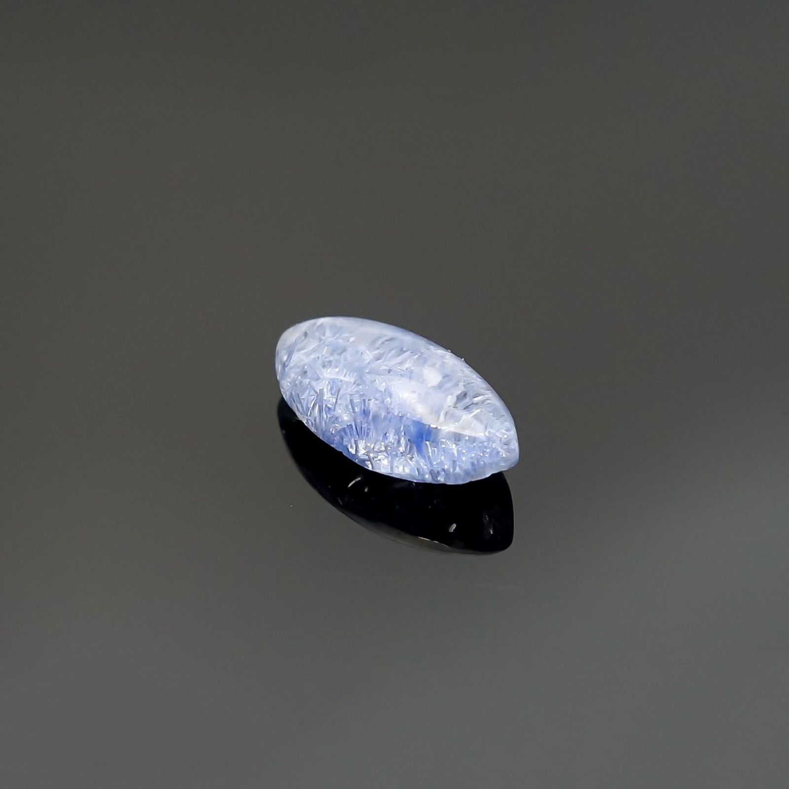 デュモルチェライトインクォーツ ブラジル産 1.53ct [220115284]11x5.7mm前後