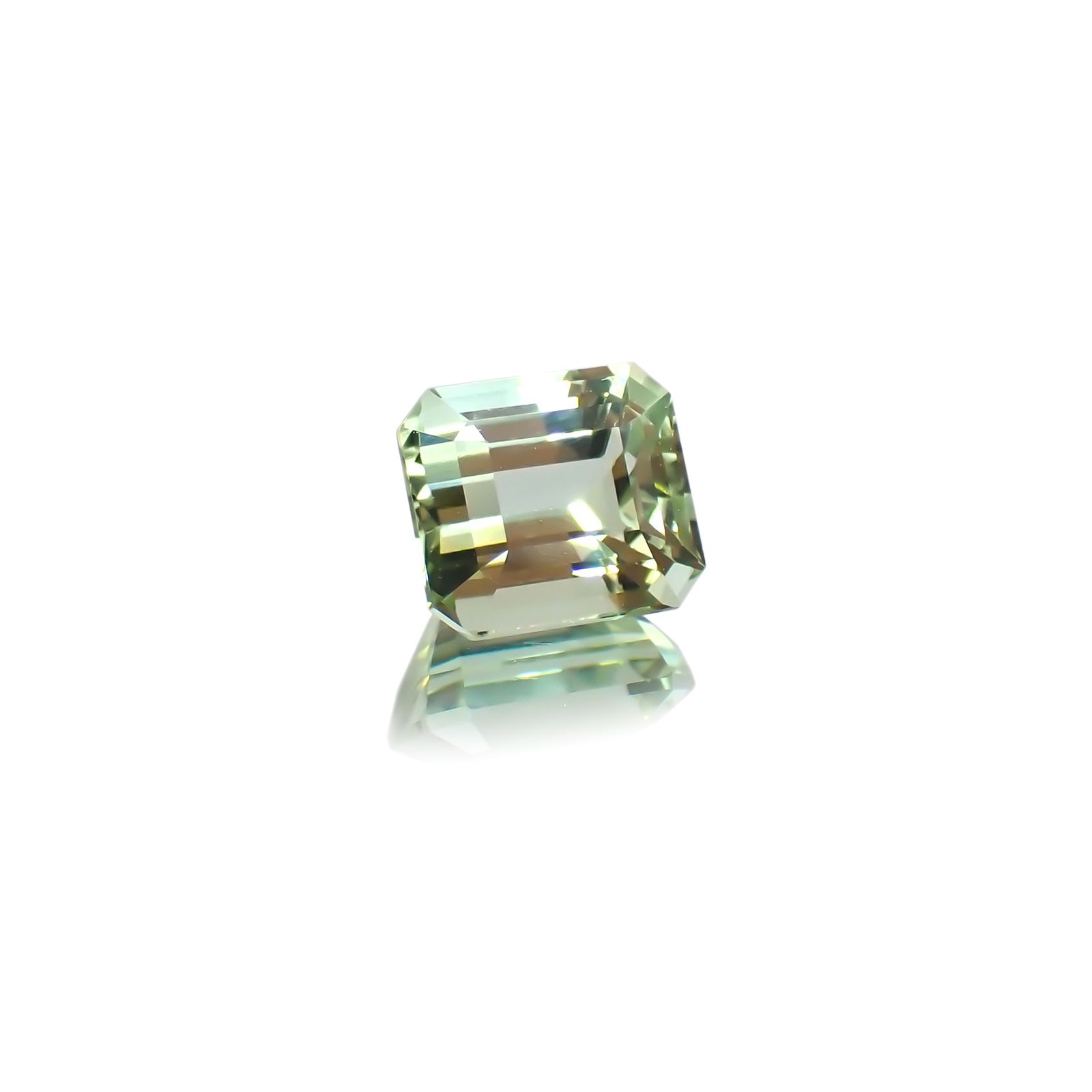 ミントトルマリン(宝石名グリーン・トルマリン) ルワンダ産 1.54ct 識別済[21029993]6.8×6mm前後