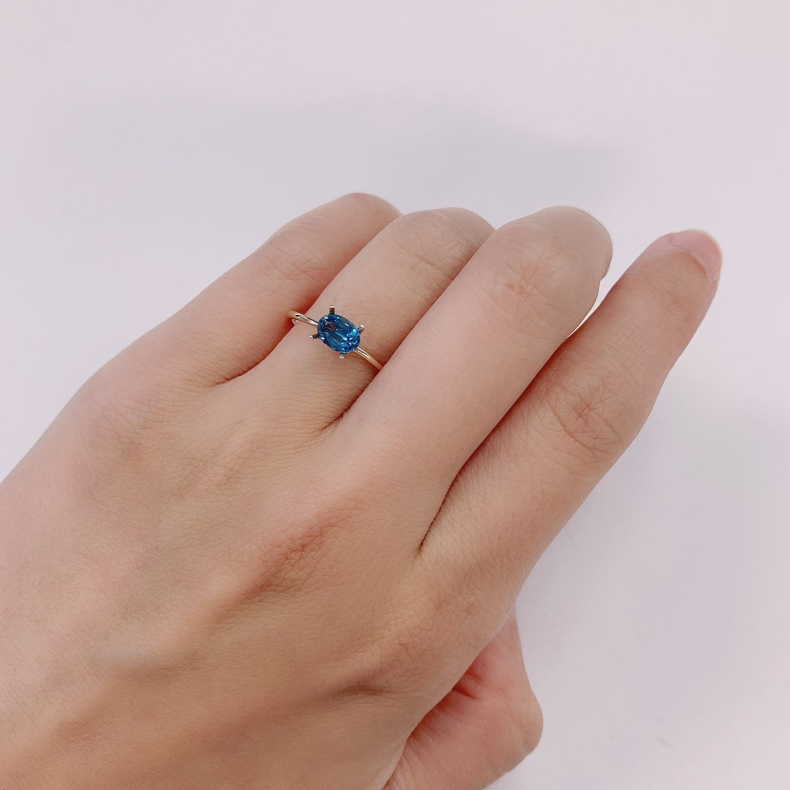 オーシャンブルーカイヤナイト(宝石名カイヤナイト) インド・オリッサ州産 0.58ct 識別済[210812361]5.9×4.2mm前後