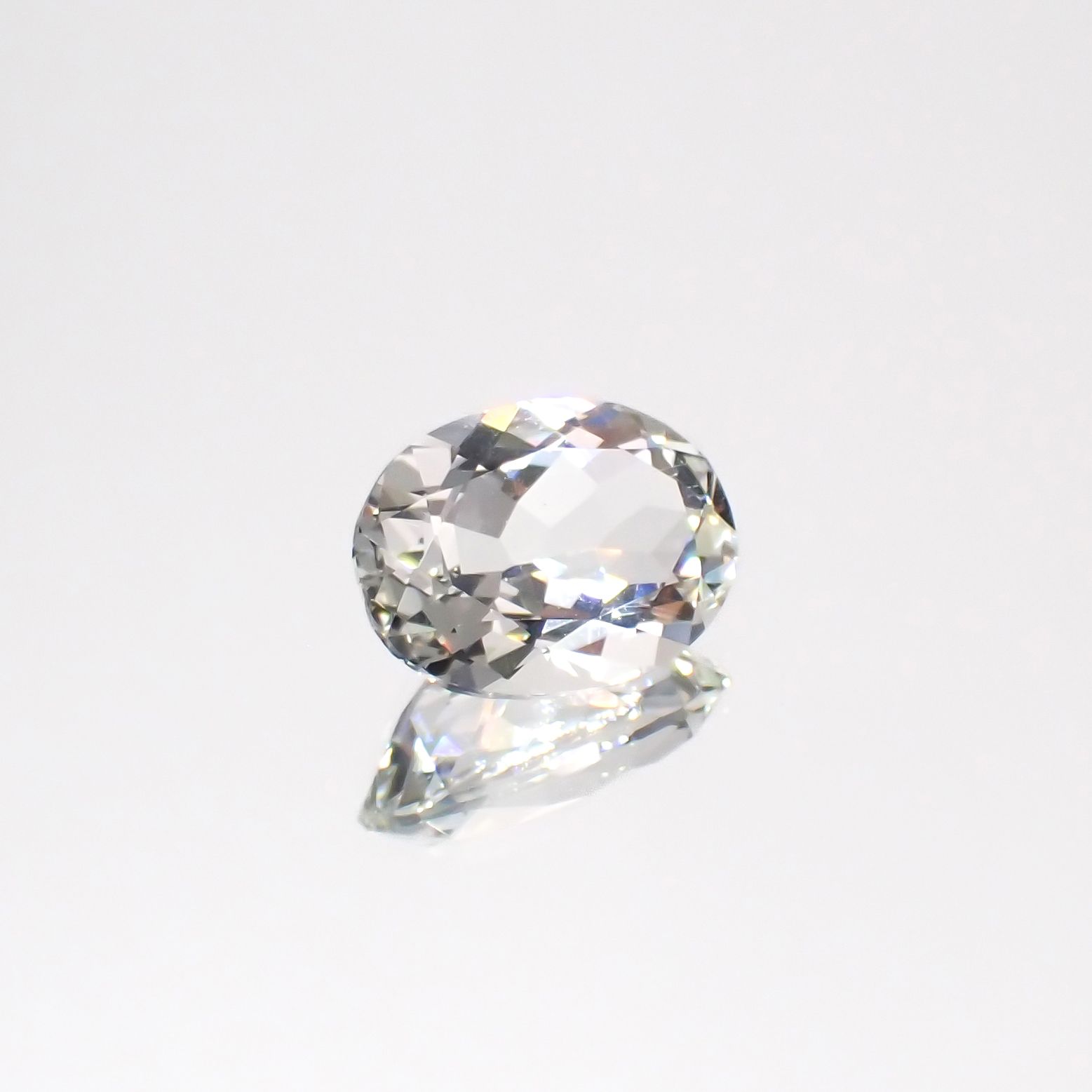 サニディン ドイツ・フルカナイフェル郡産 3.31ct[231023690]12.2x8.7mm前後