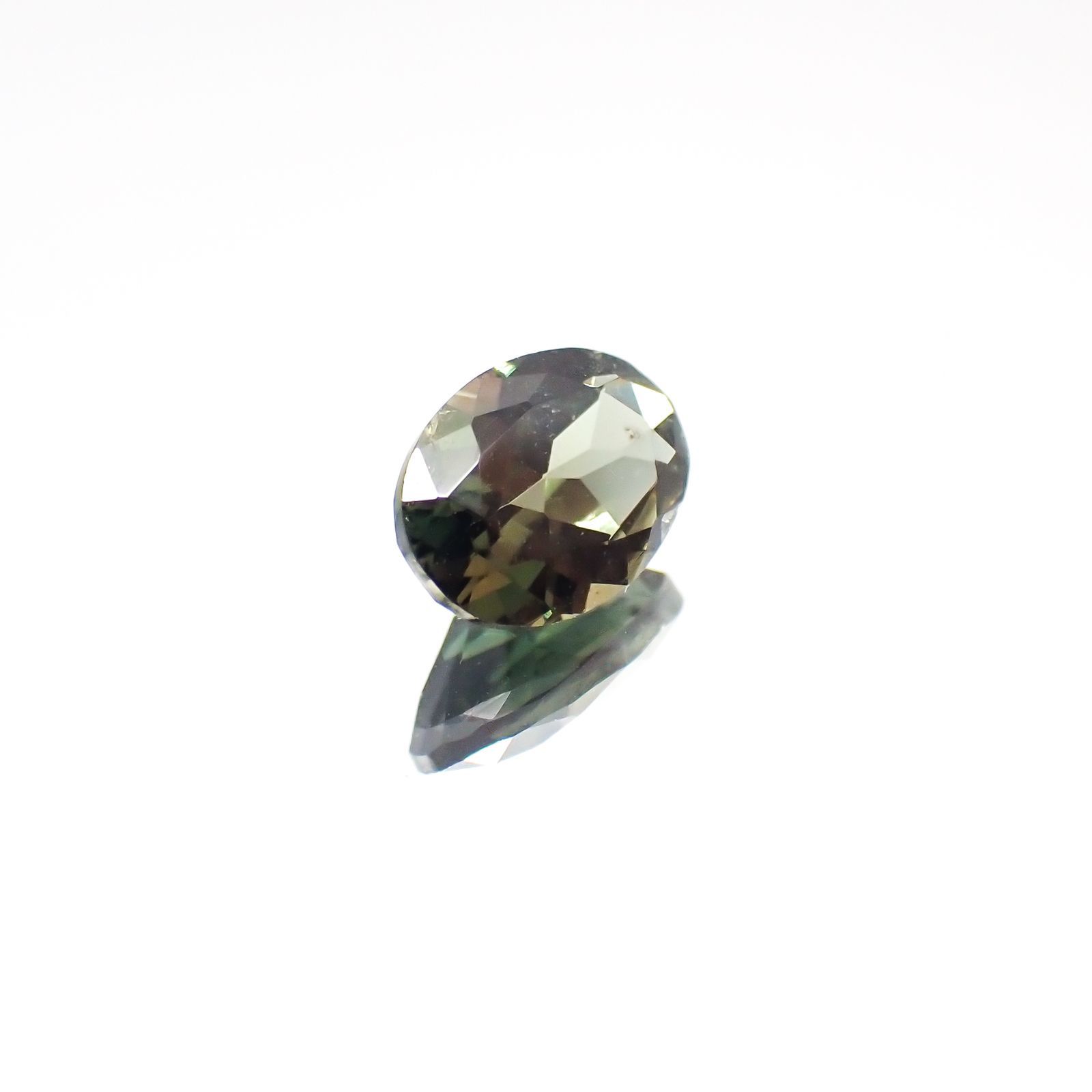 コーネルピン(宝石名コーネルピン)スリランカ産 0.63ct 識別済[231124090]6.6x4.5mm前後