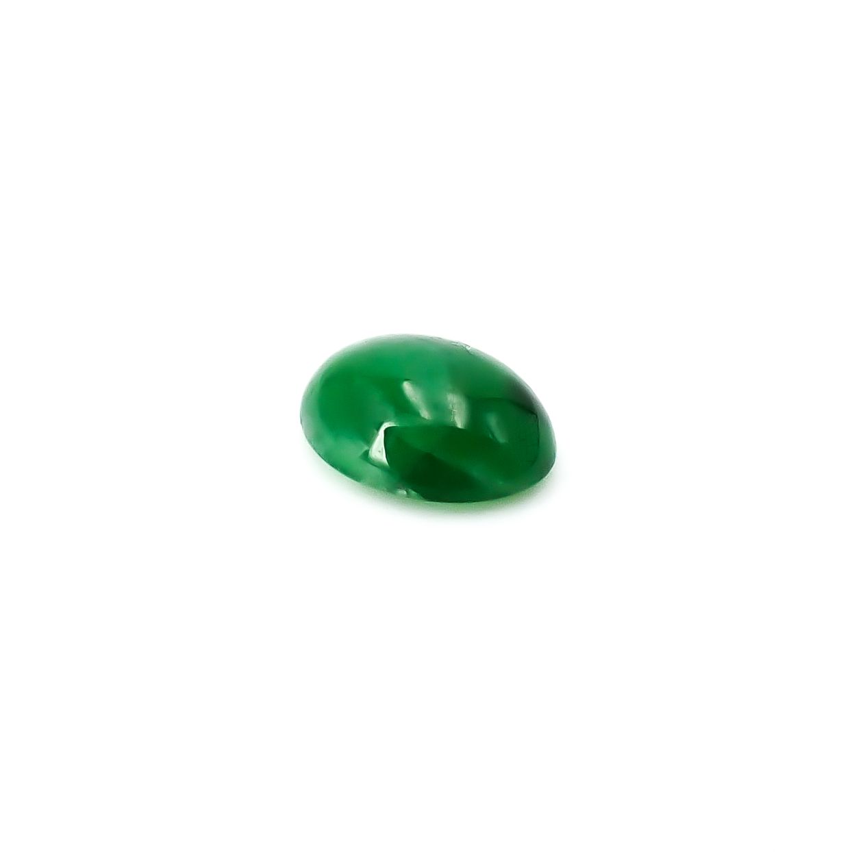 翡翠 ビルマ産 0.63ct / 6.2x4.9mm前後 [260532110]