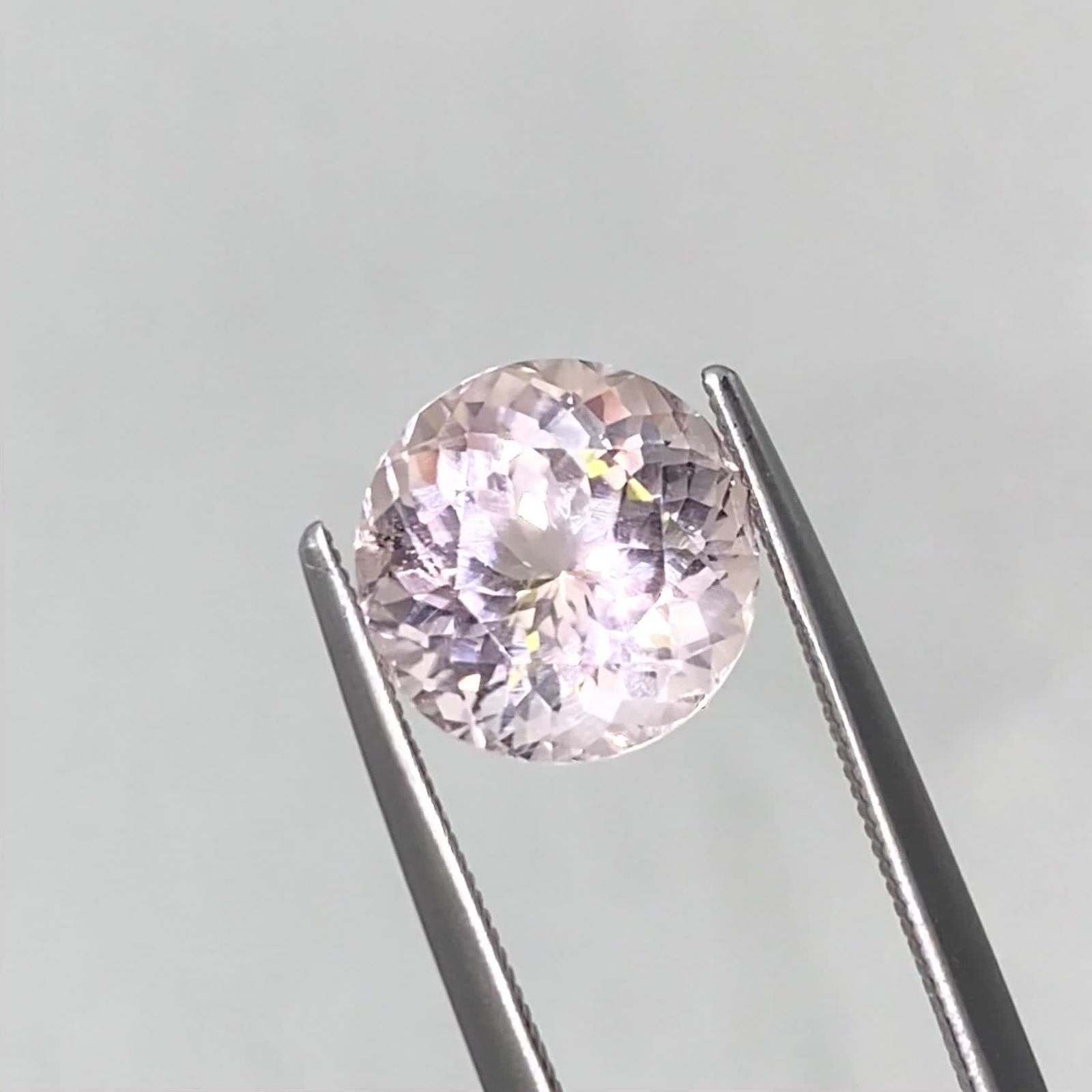 ピンクスキャポライト ミャンマー産 3.37ct[240928699]9.8x9.7mm