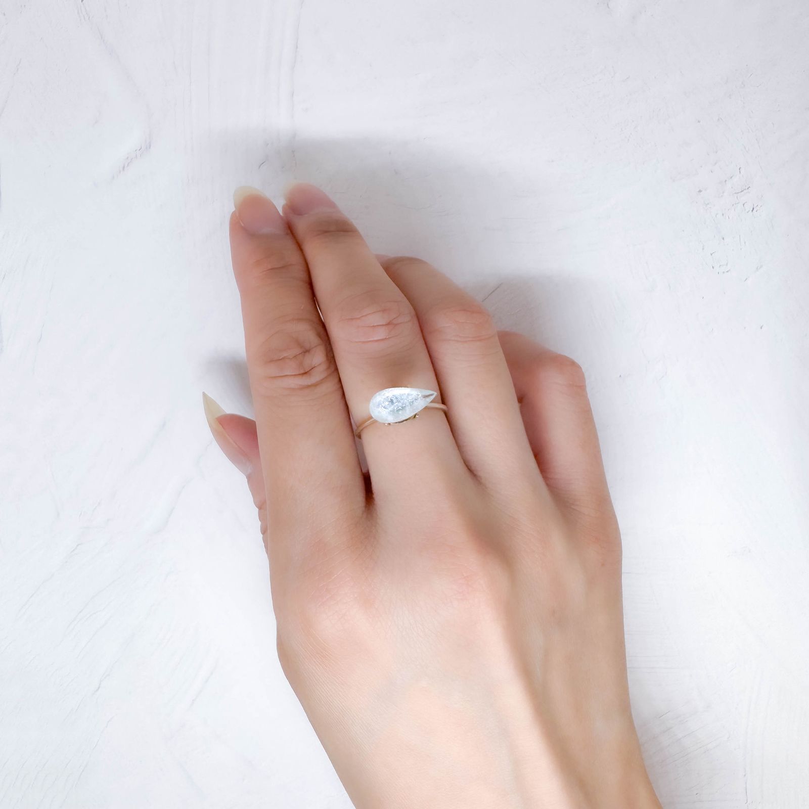 イリデッセンスアクアマリン ブラジル産 1.50ct / 12.3x6.1mm前後 [250730844]