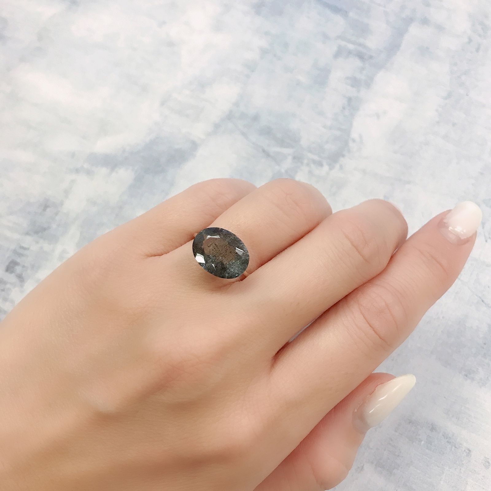 モスアクアマリン ブラジル産 4.55ct[220716800]13.5x10.2mm前後