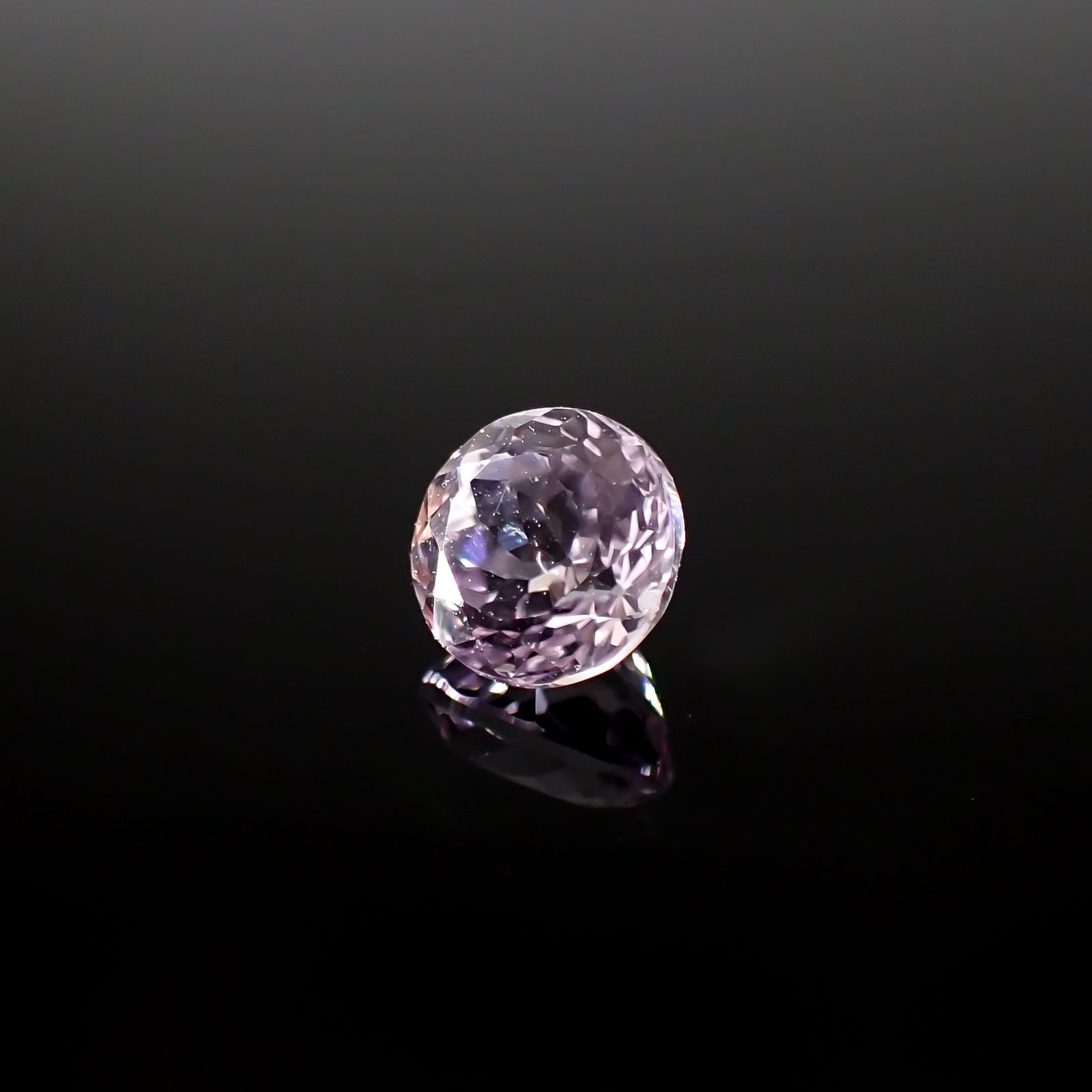 クンツァイト アフガニスタン産 1.13ct[240125353]6.1x6.1mm前後