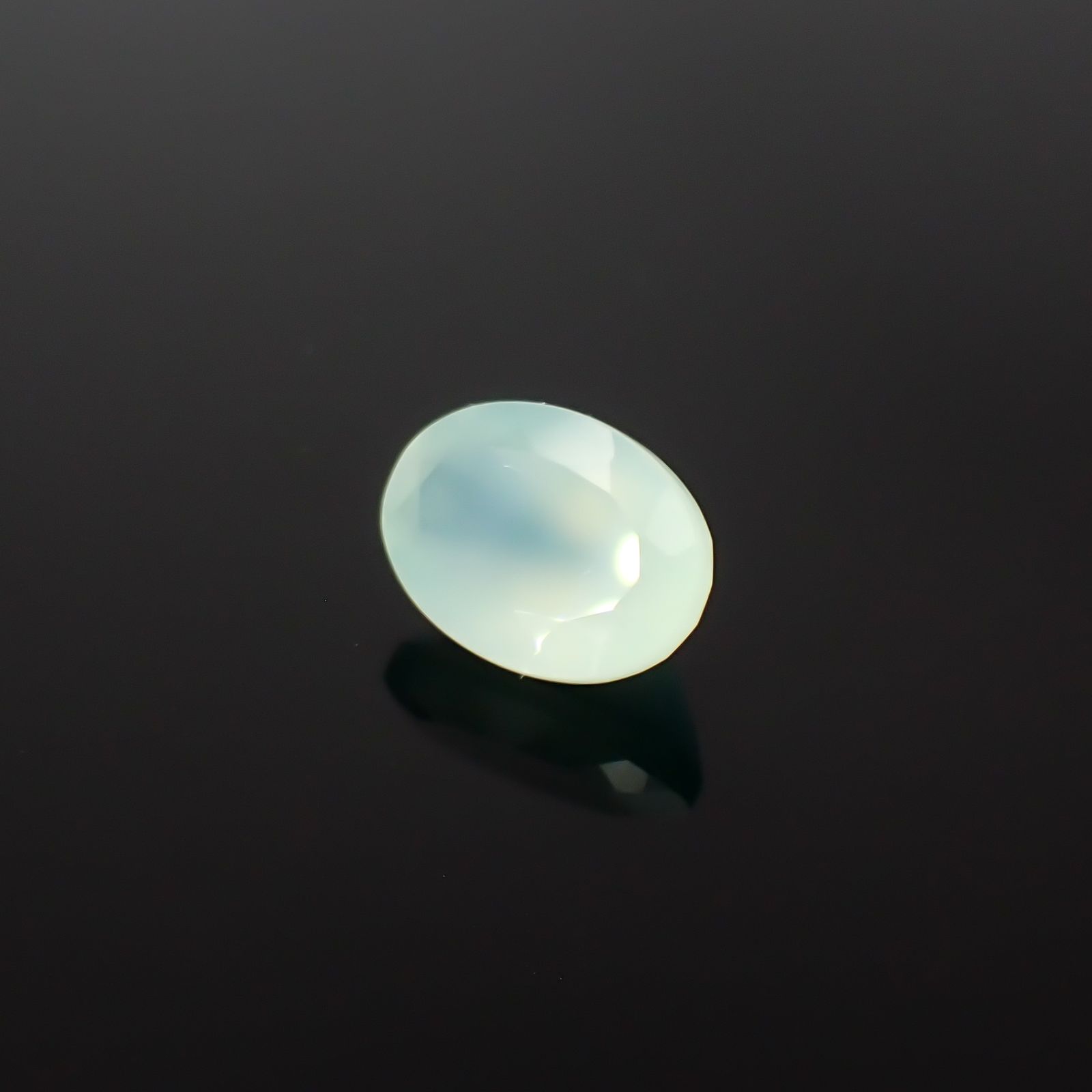 アクアプレーズ 南アフリカ産 6.05ct / 14x10.1mm前後 [260432011]
