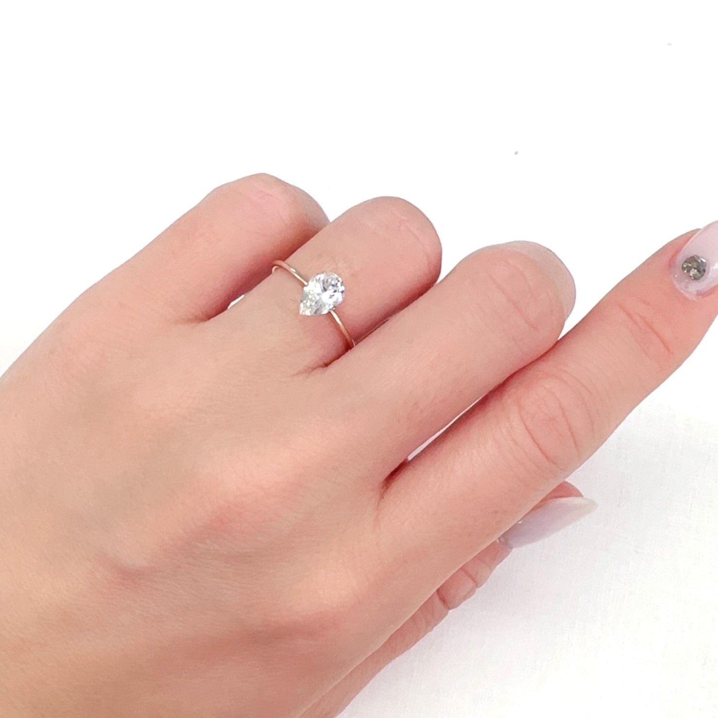 フェナカイト ウクライナ産 0.83ct[231224945]7.5x5.3mm前後