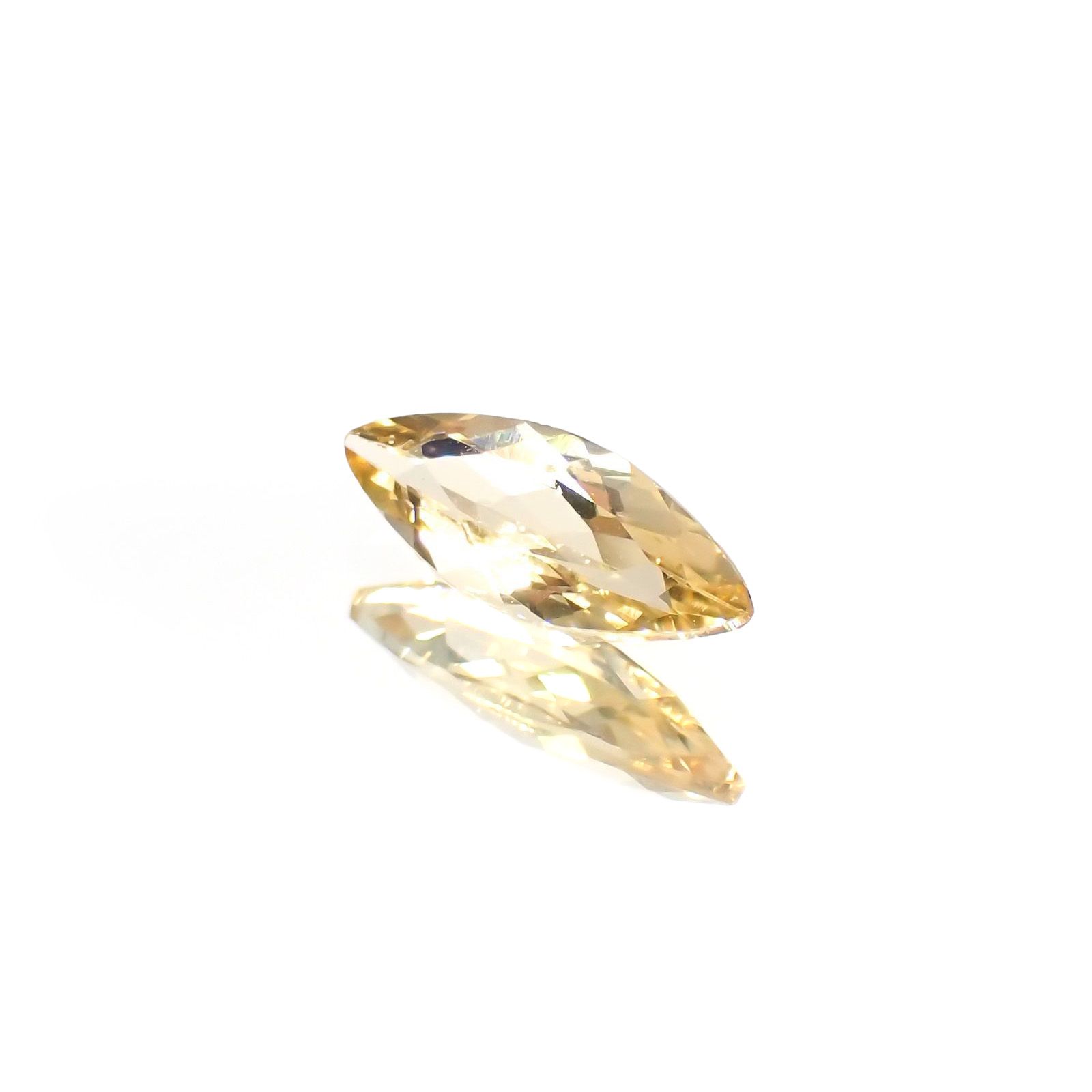 インペリアルトパーズ(宝石名トパーズ)ブラジル産 識別済 0.89ct / 10.5x4.2mm前後 [220114963]