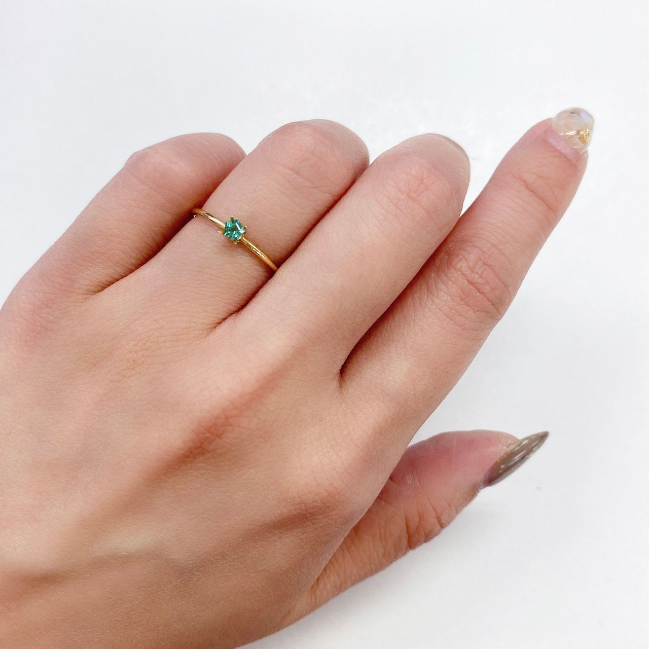 ◇ペンタゴンカット◇エメラルド ザンビア産 ルース 0.102ct[210611003]3×3.1mm前後