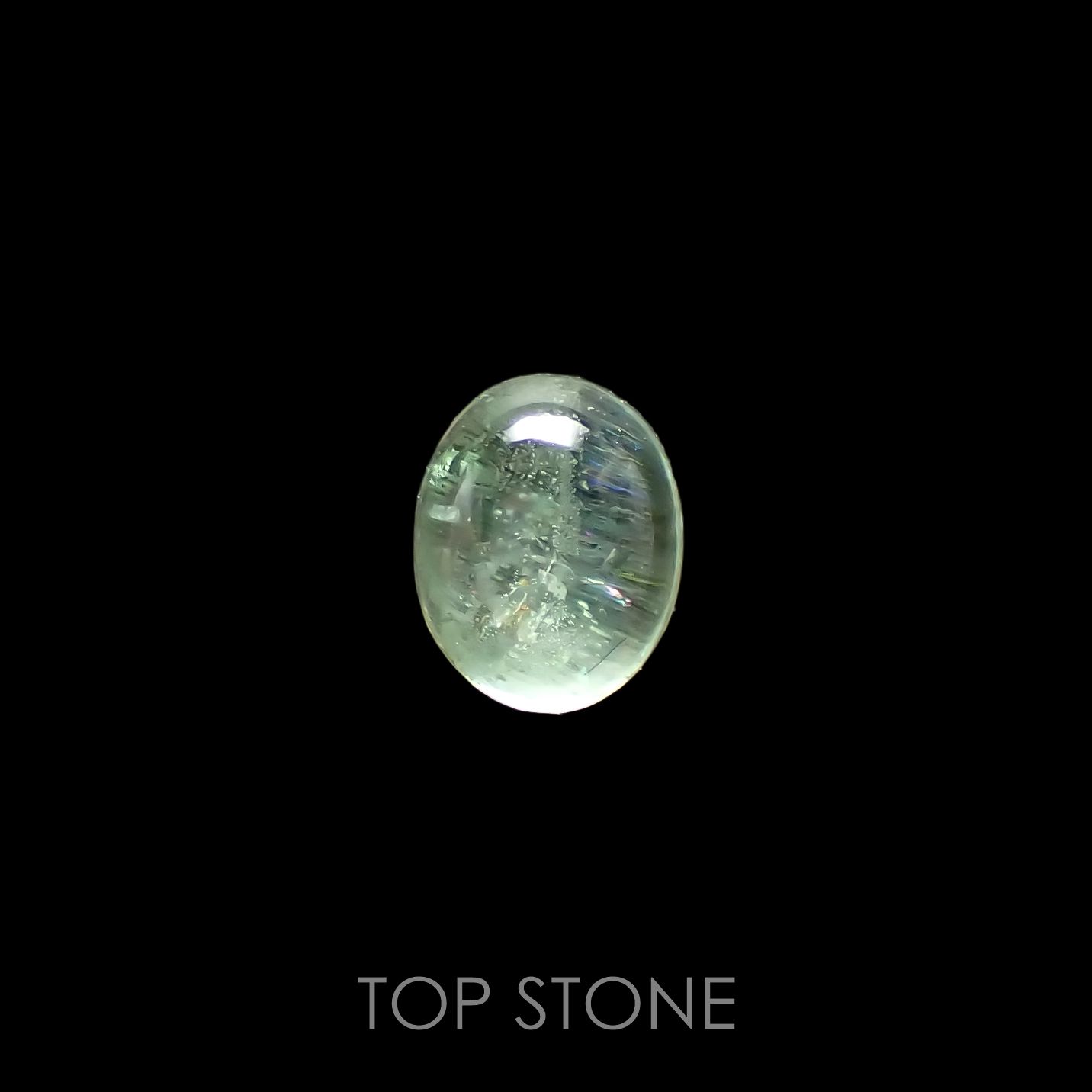 バナジウムコーネルピン(宝石名コーネルピン)タンザニア・タンガ州産 0.59ct 識別済[220115557]4.9x3.9mm前後
