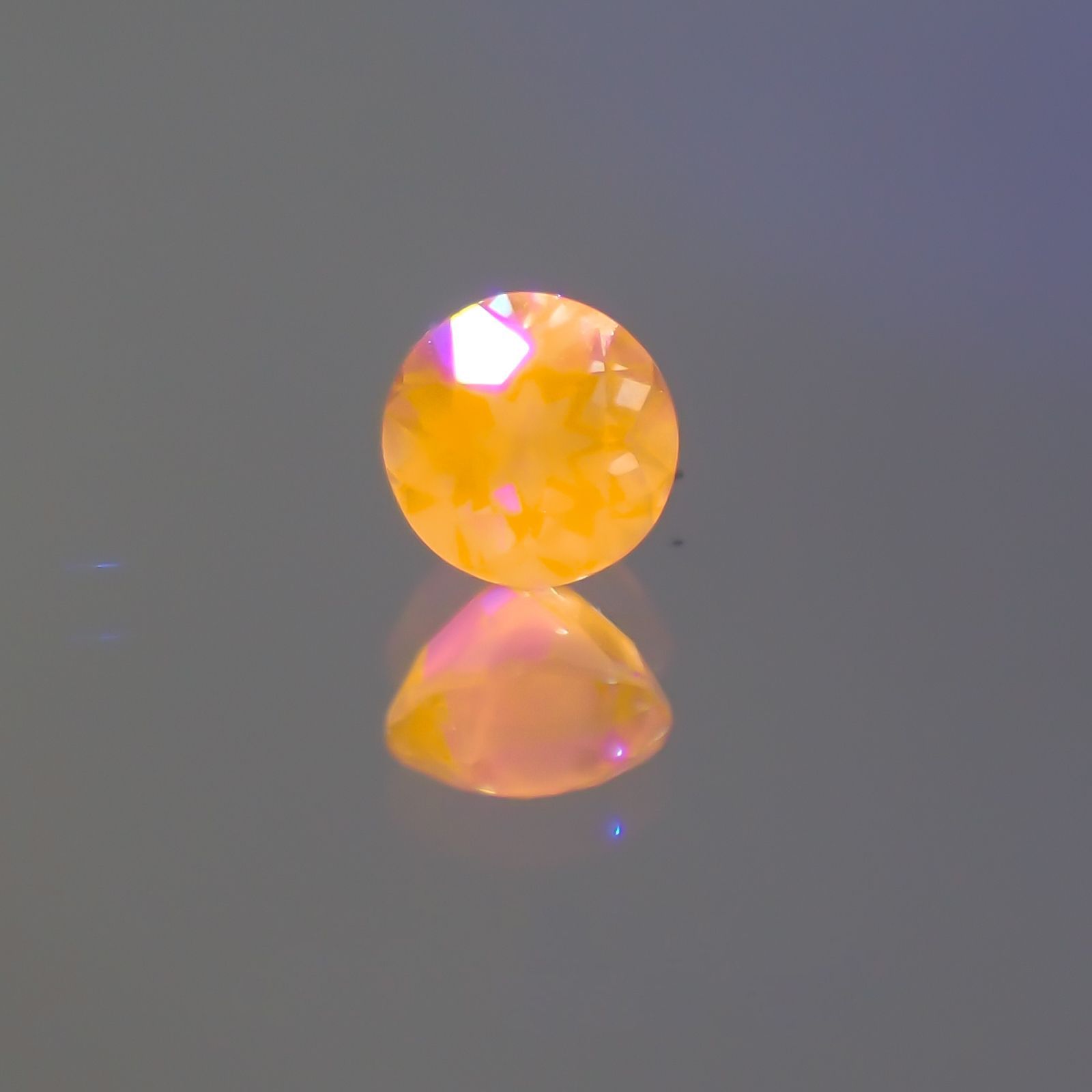 アウイナイト ドイツ産 ルース 0.13ct[210210032]3.1×3.1mm前後