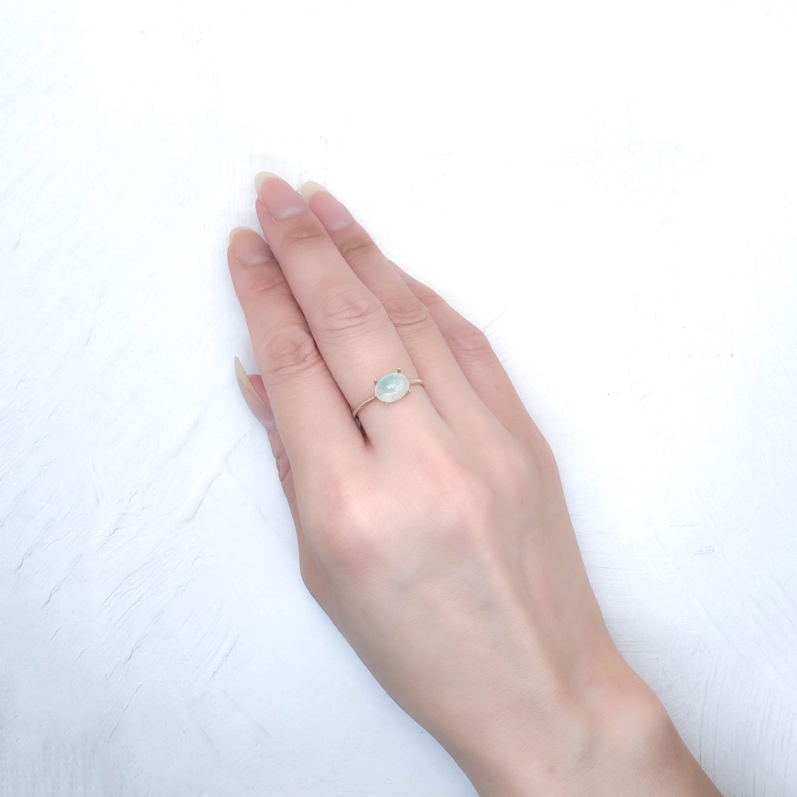 パライバトルマリンインクォーツ(宝石名トルマリンインクォーツ/別名パライバ・トルマリンインクォーツ) ブラジル産 識別済 1.37ct / 8×6.1mm前後 [251011994]