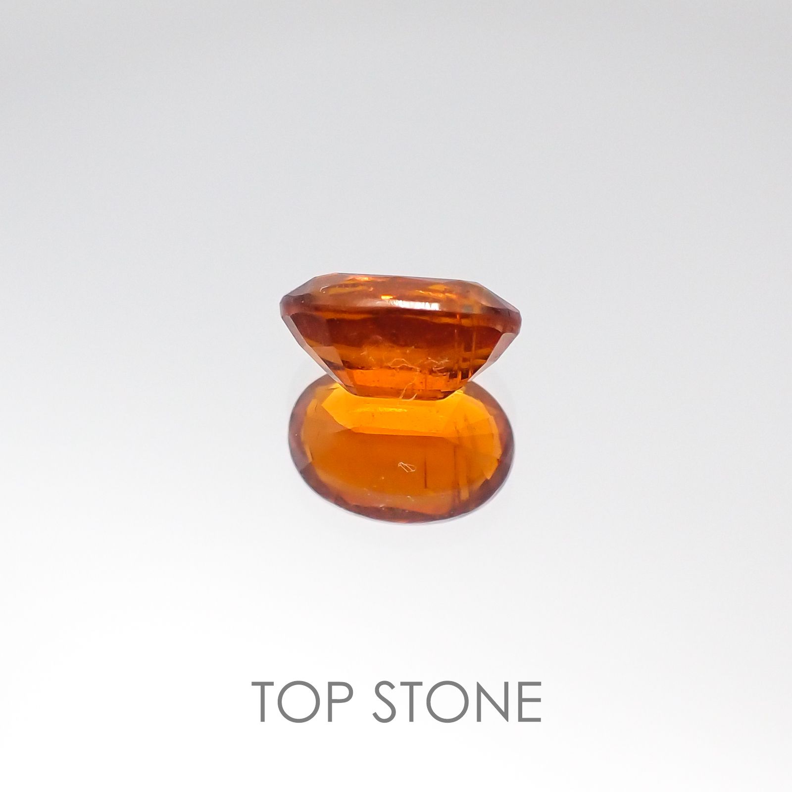 オレンジカイヤナイト タンザニア産 ルース 1.03ct[20105997]7.1×5mm前後