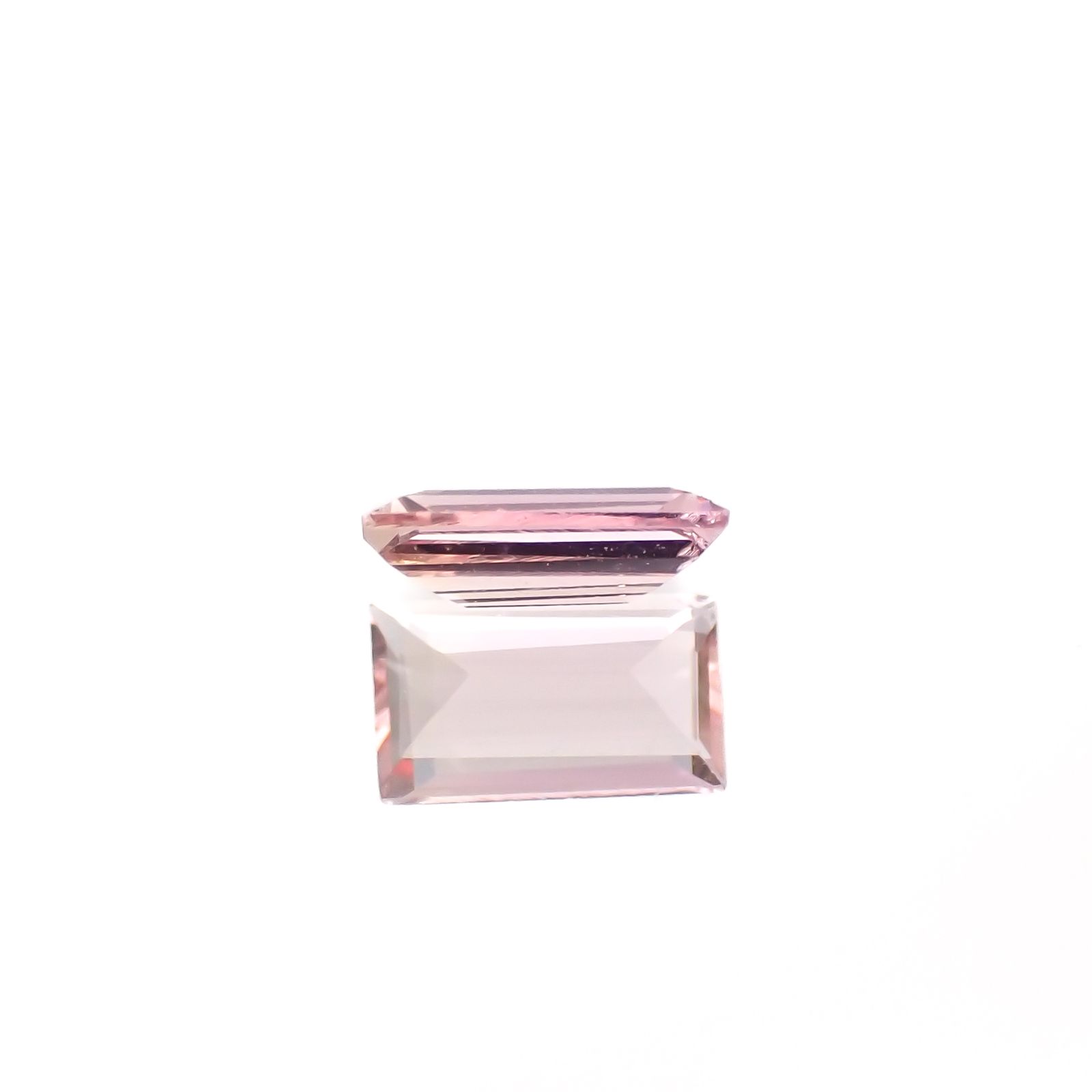 インペリアルトパーズ ブラジル産 0.26ct[230923553]5x2.9mm前後