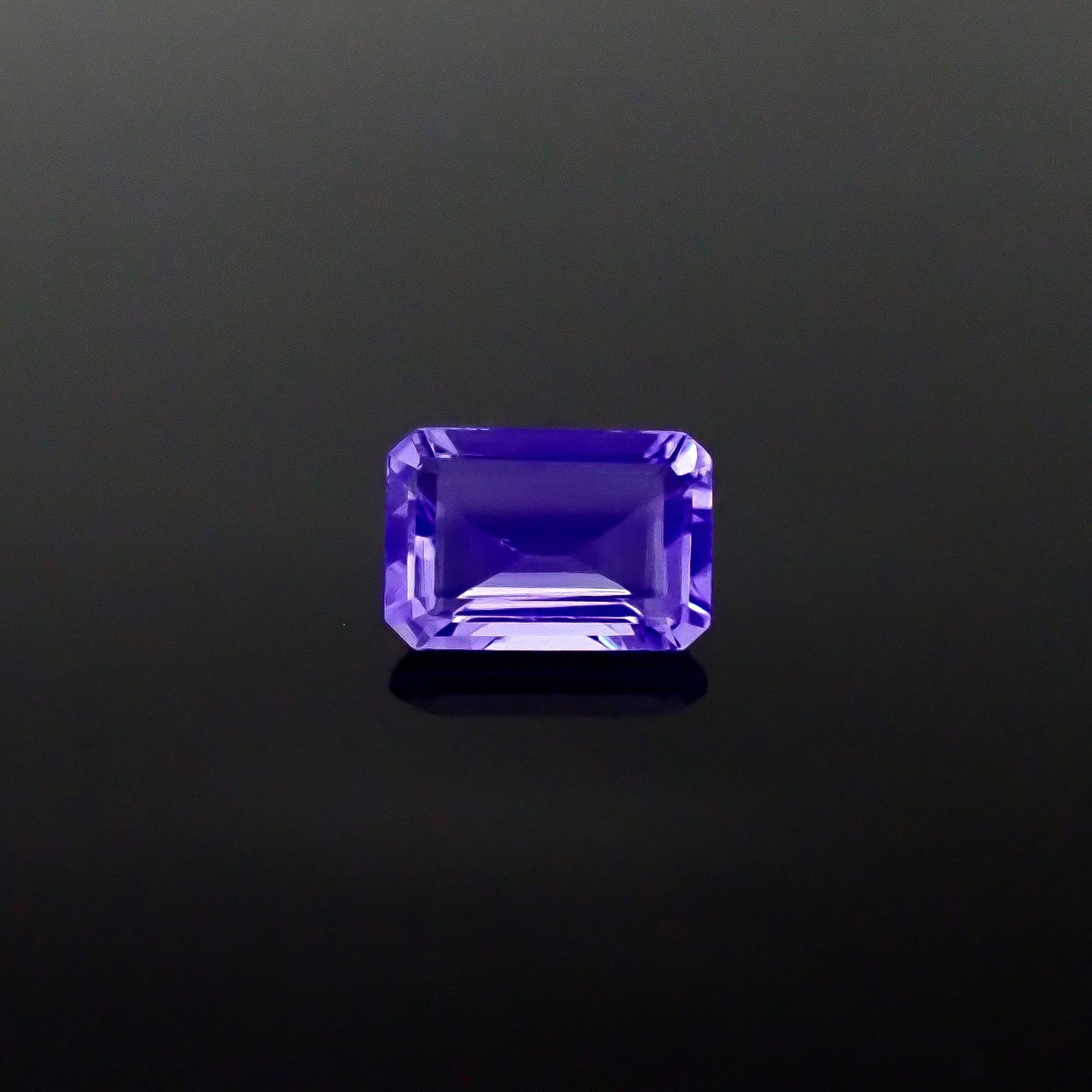 フローライト フルオレッセンス アフガニスタン産 2.65ct [250630524]9.9x6.9mm前後