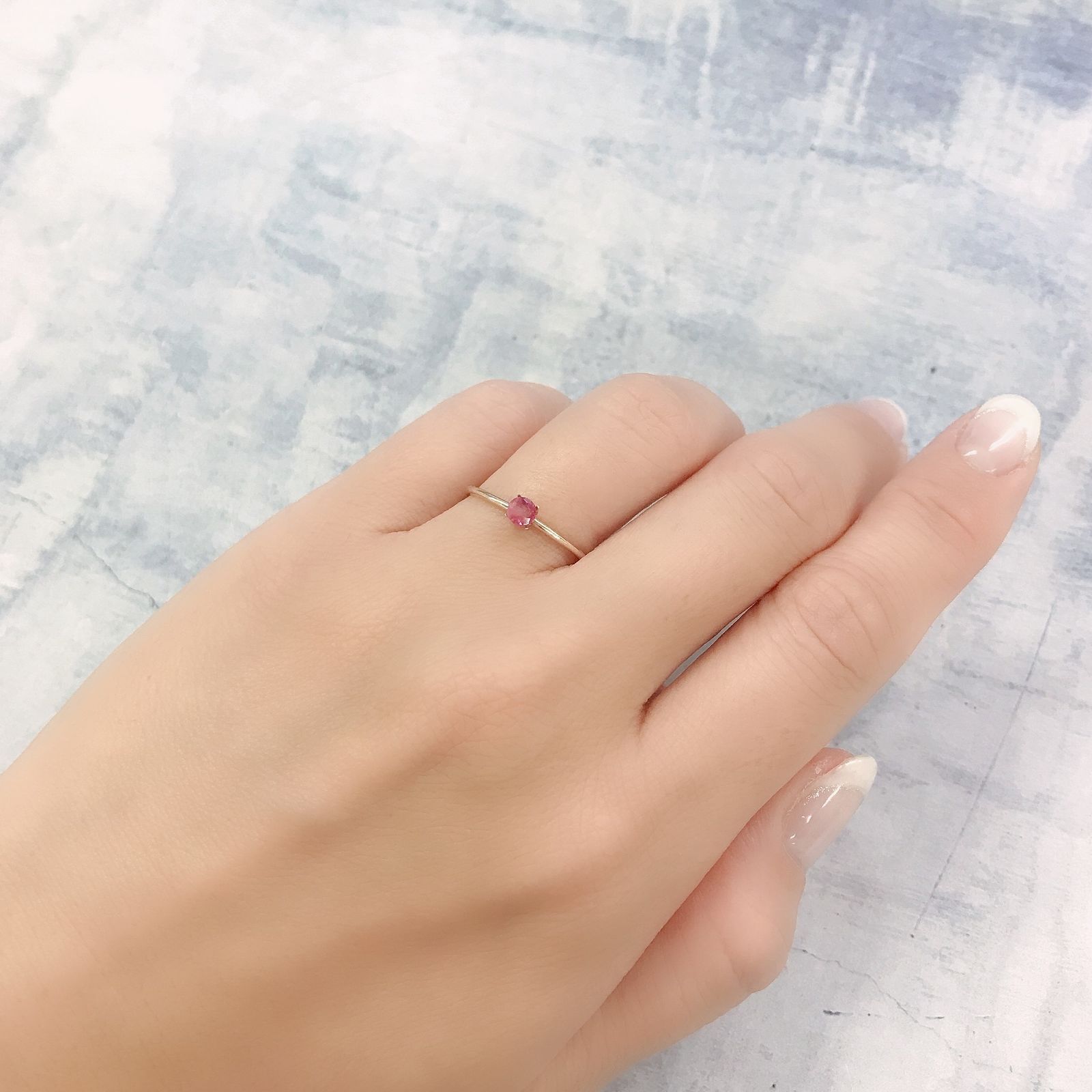レッドベリル(宝石名レッド・ベリル/ピンク・ベリル)アメリカ・ユタ州産 0.18ct 識別済[220716758]3.5x3.5mm前後
