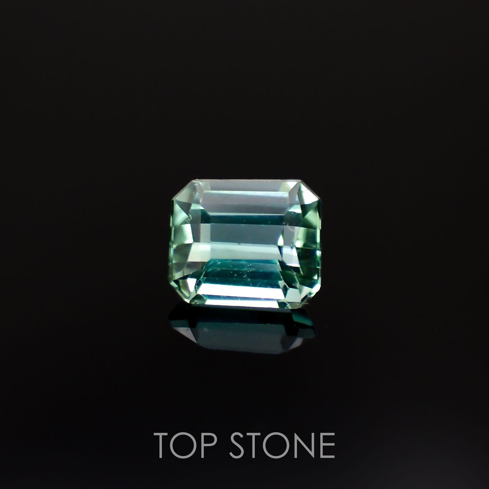 ブルーグリーントルマリン(宝石名トルマリン)ルワンダ産 0.93ct 識別済[221118986]6x5.1mm前後