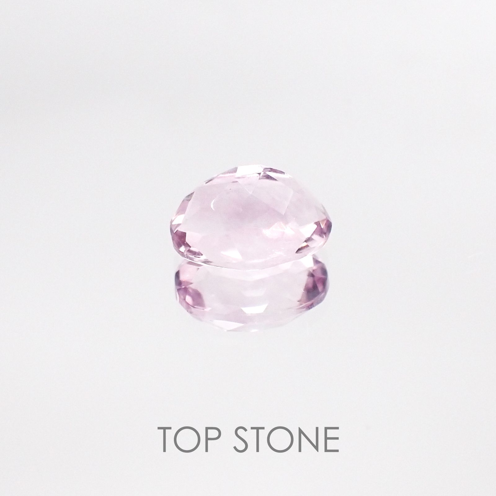 ピンクフローライト ブラジル産 ルース 1.53ct[20084750]8×6.2mm前後