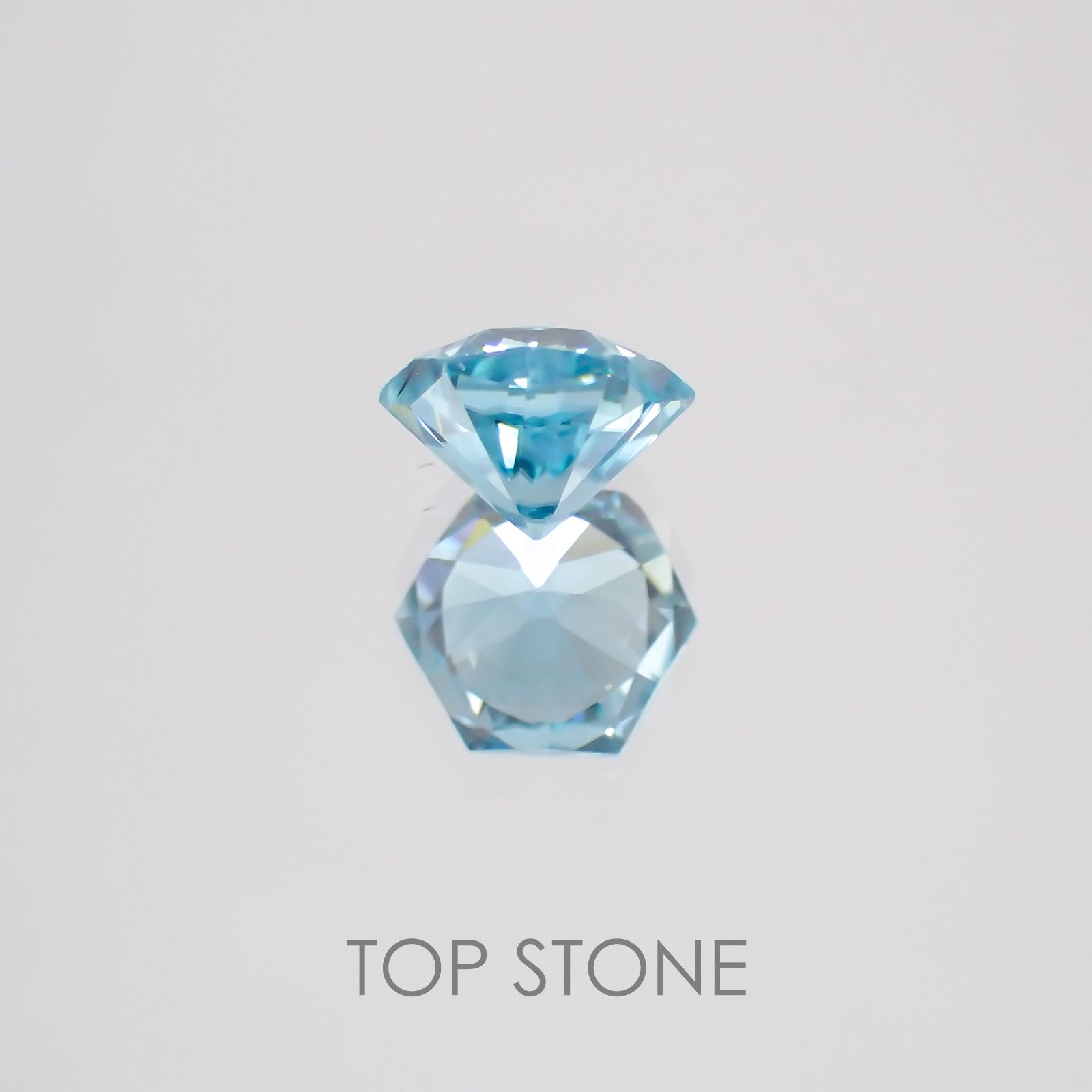 ◇ヘキサゴンカット◇ブルージルコン カンボジア産 ルース 0.81ct[210410473]5×4.9mm前後