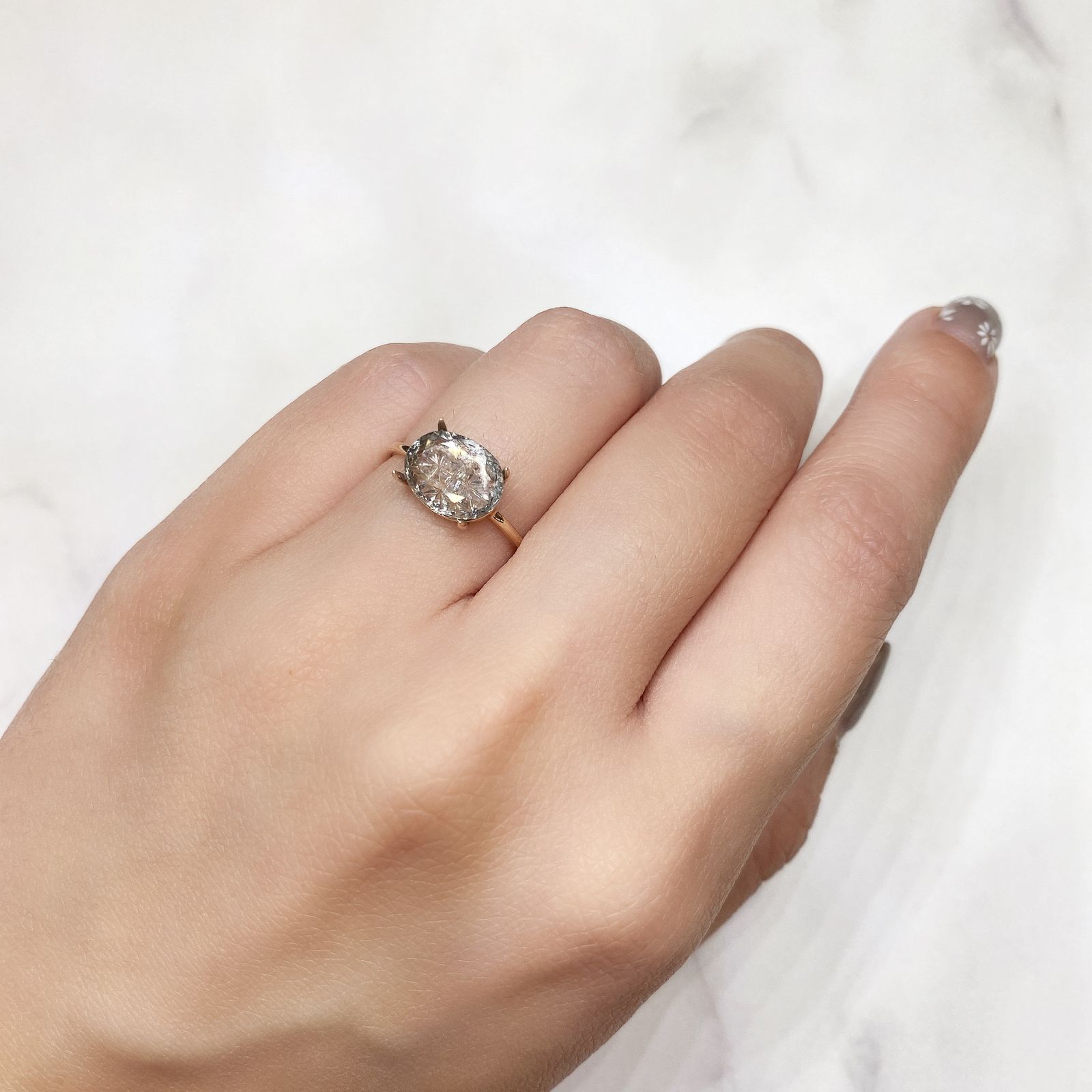 ◇甲州貴石切子Plus Three◇アベンチュリンアクアマリン(宝石名シーン・アクアマリン) カード付き ブラジル産 1.760ct ソ付(彩珠)[210913349]10×7.5mm前後