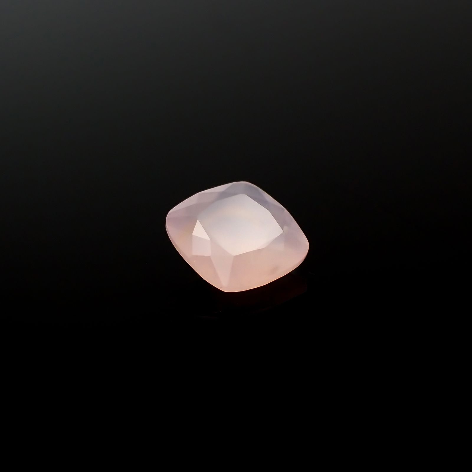 ピンクスミソナイト メキシコ産 0.99ct[240527546]6.1x6mm前後