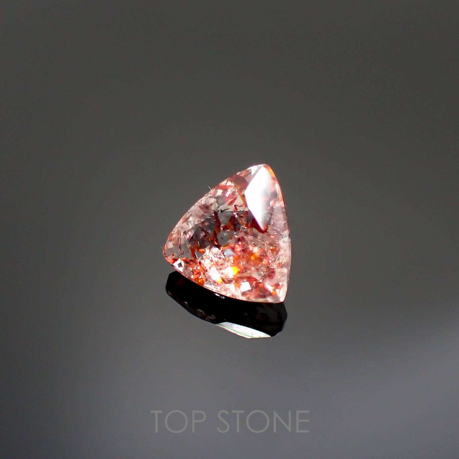 ファイヤークォーツ ナイジェリア産 1.44ct[220114743]7.8x7.5mm前後