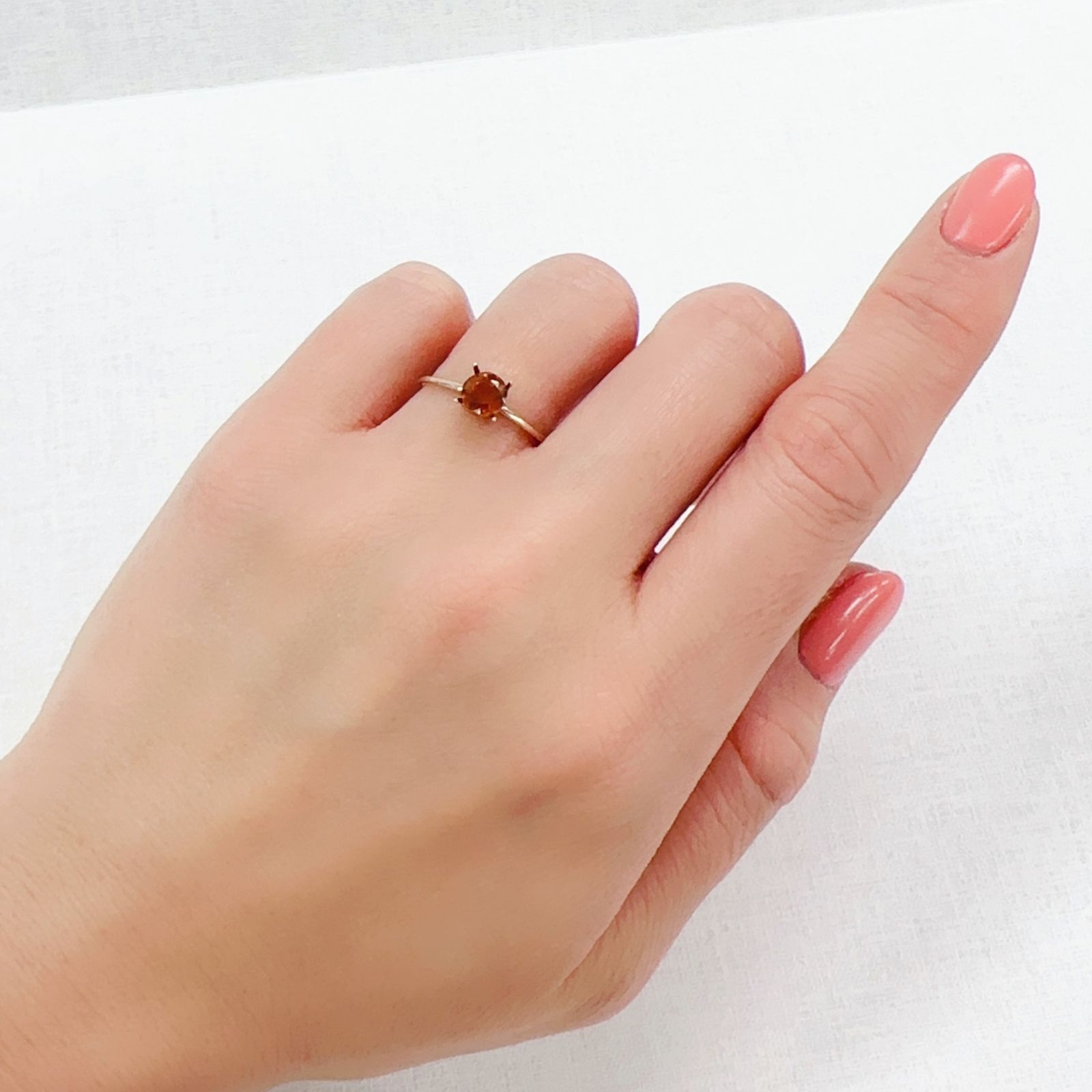 オレンジカイヤナイト ネパール産 0.82ct[230220588]5.2x5.2mm前後