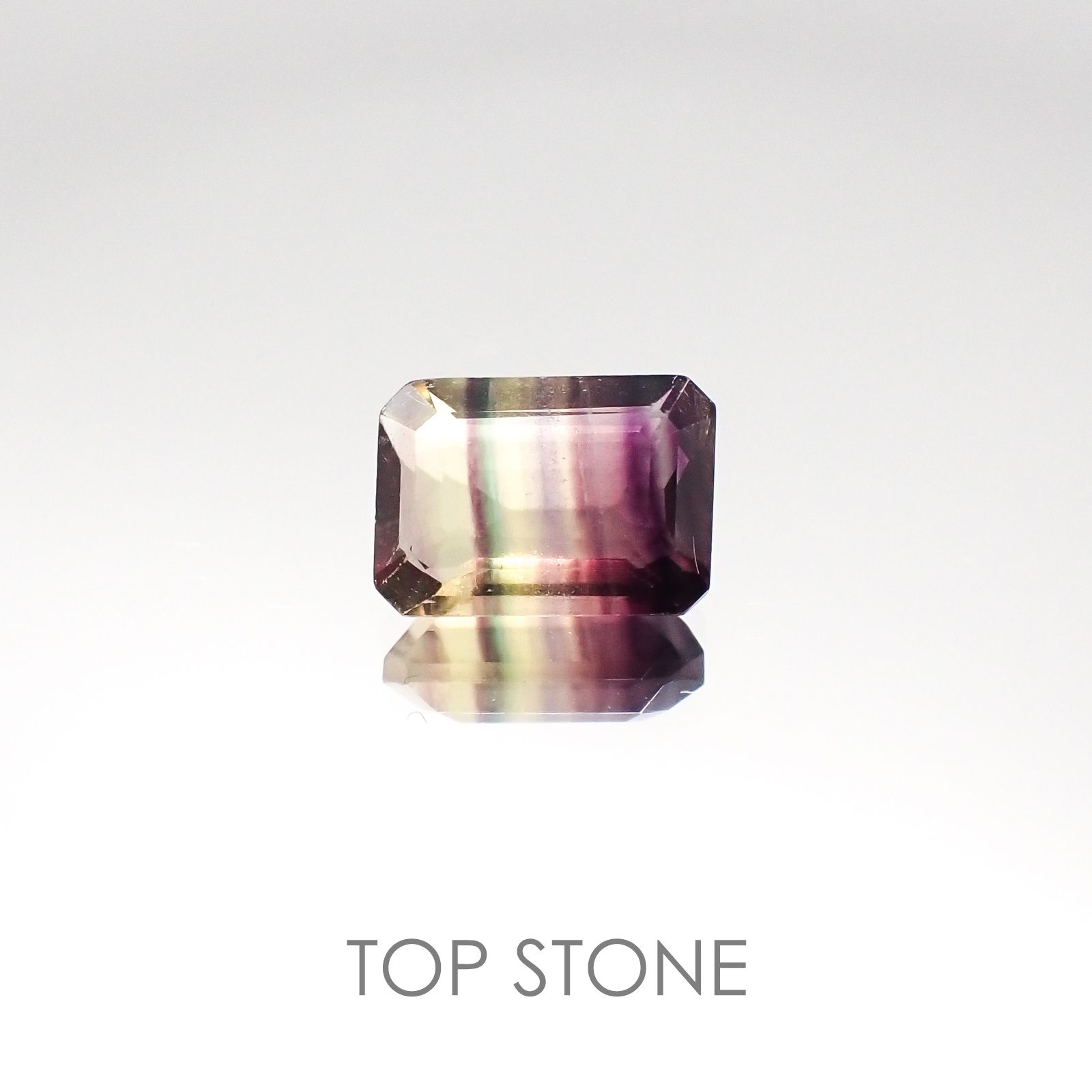 バイカラーフローライト ブラジル産 ルース 1.65ct[20095586]8.1×5.9mm前後