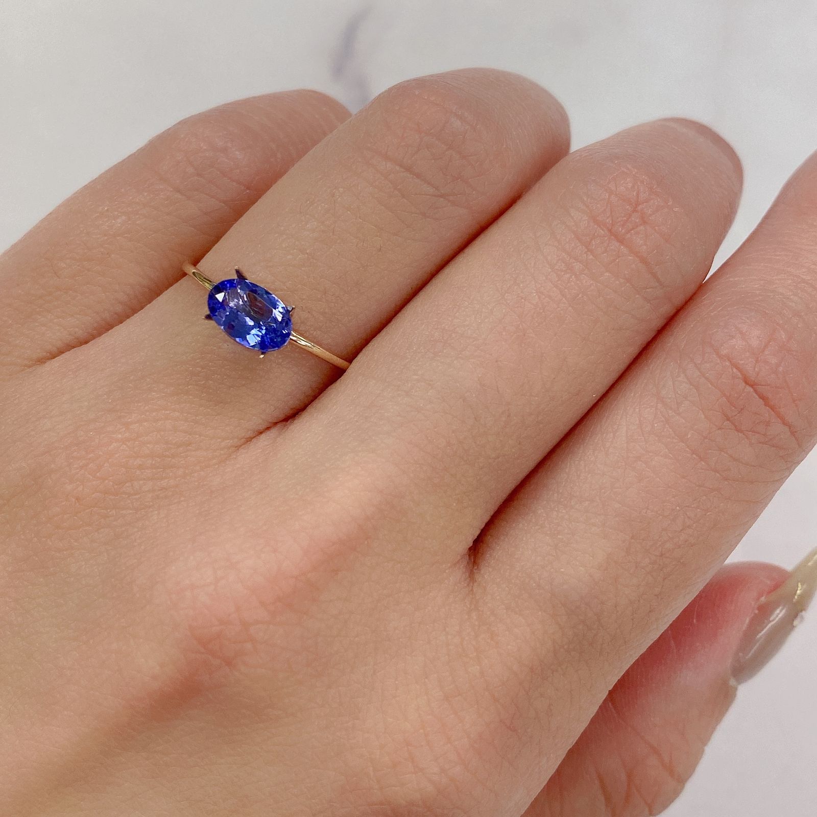 タンザナイト(宝石名タンザナイト) タンザニア産 0.81ct 識別済[240210065]7.5×5mm前後