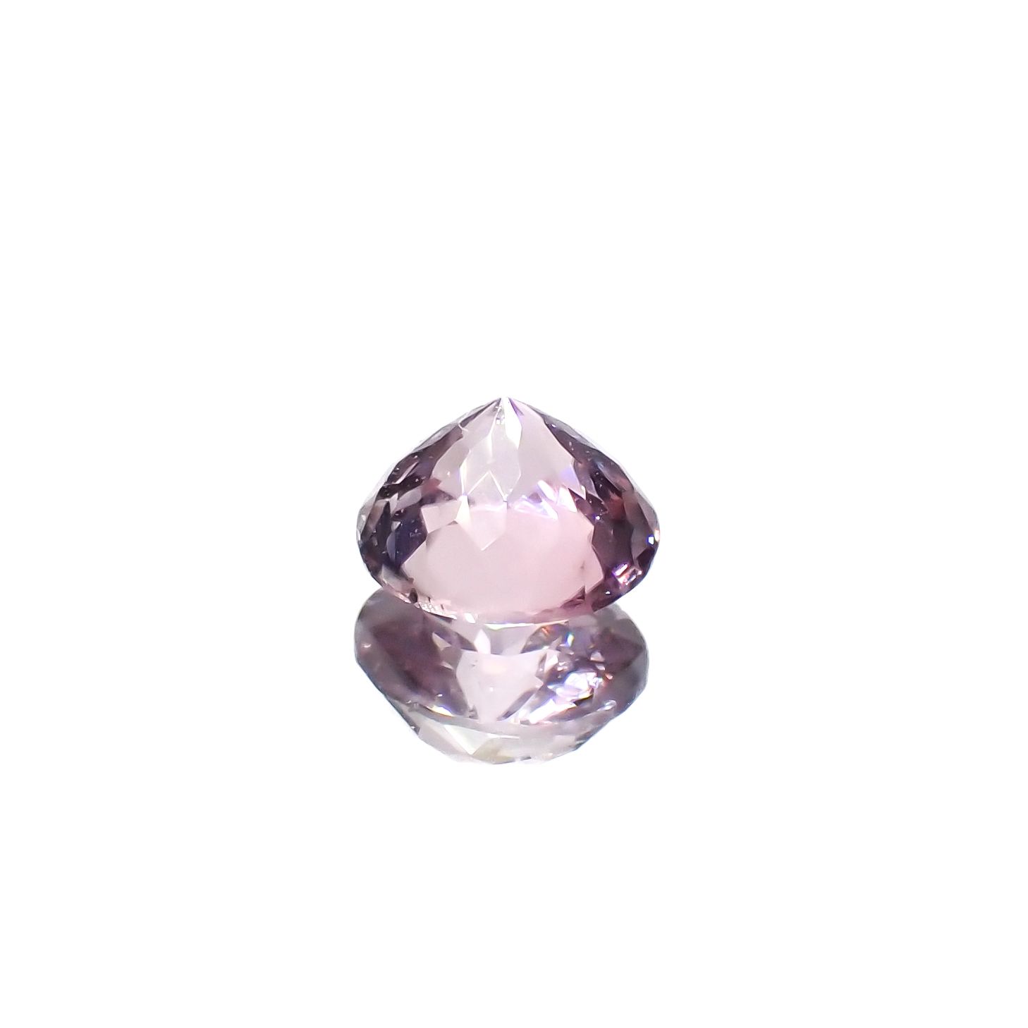 カラーシフト ピンクダイアスポア アフガニスタン産 0.66ct[240326990]5.3x5.2mm前後