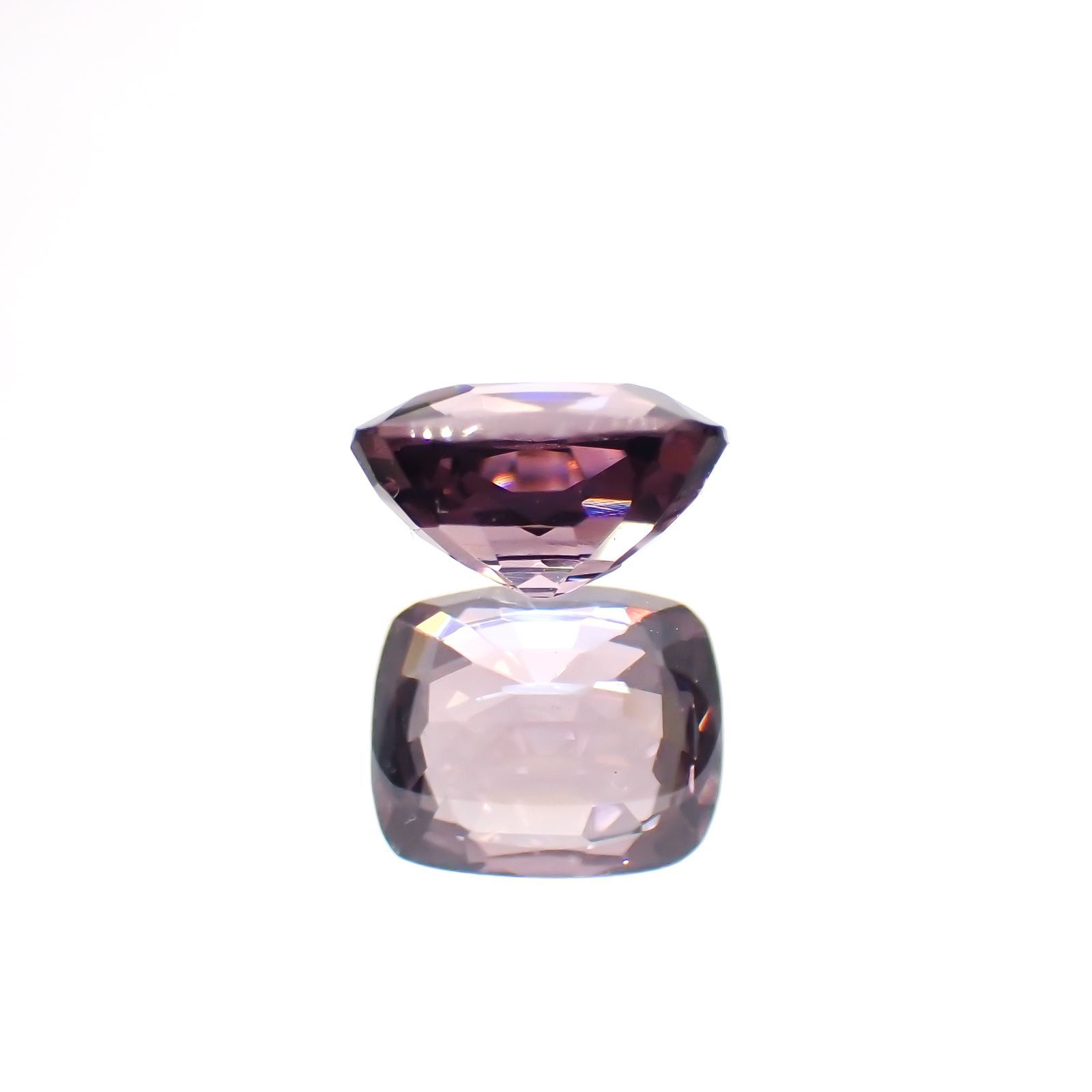 パープルスピネル(宝石名スピネル)ビルマ産 1.16ct 識別済[231124303]6.7x5.7mm前後