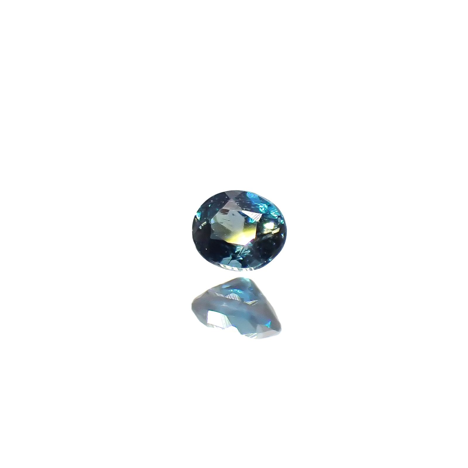 サファリン マダガスカル産 0.048ct[240527509]2.3x2mm前後