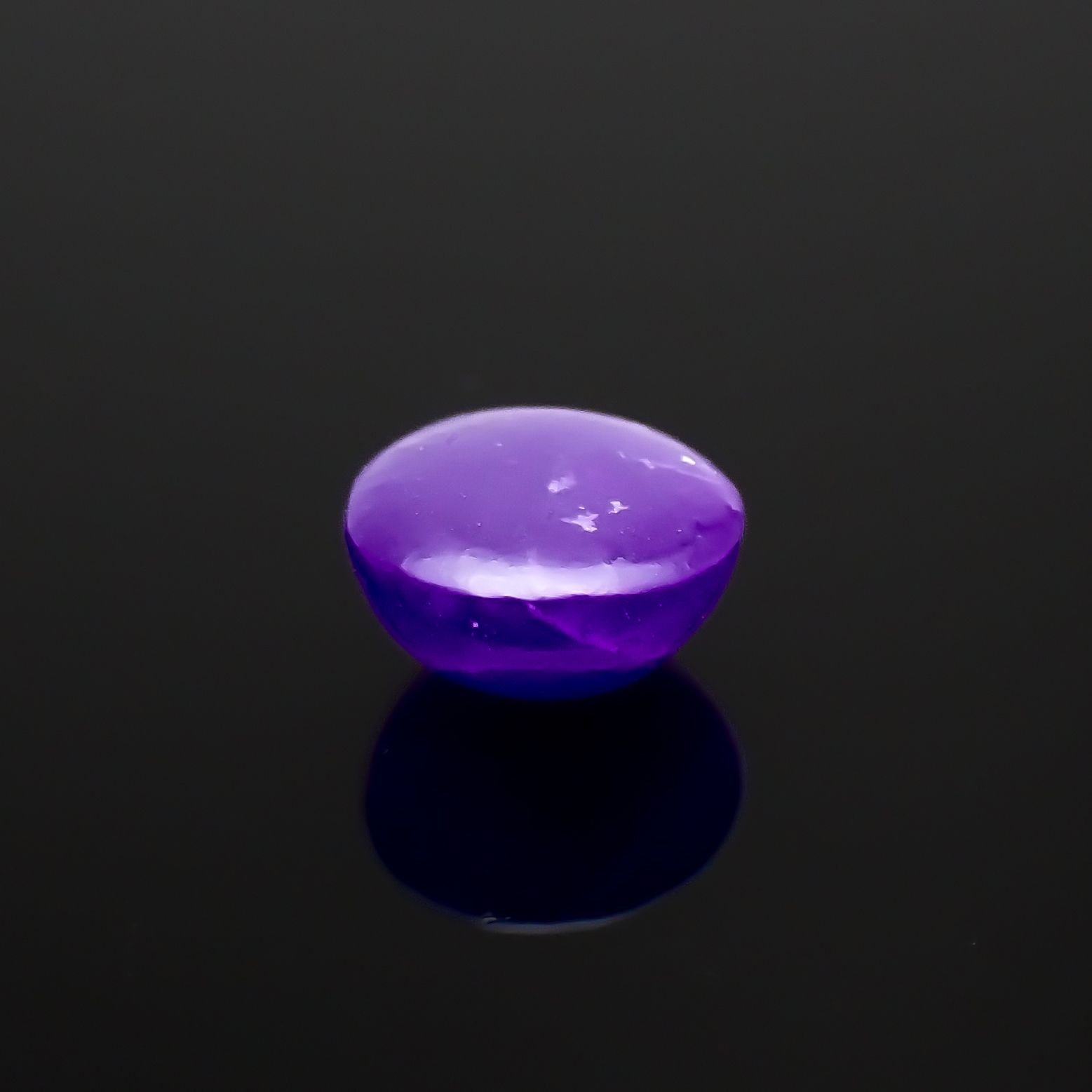 スギライト 南アフリカ産 1.05ct[230722874]6.4x6.3mm前後