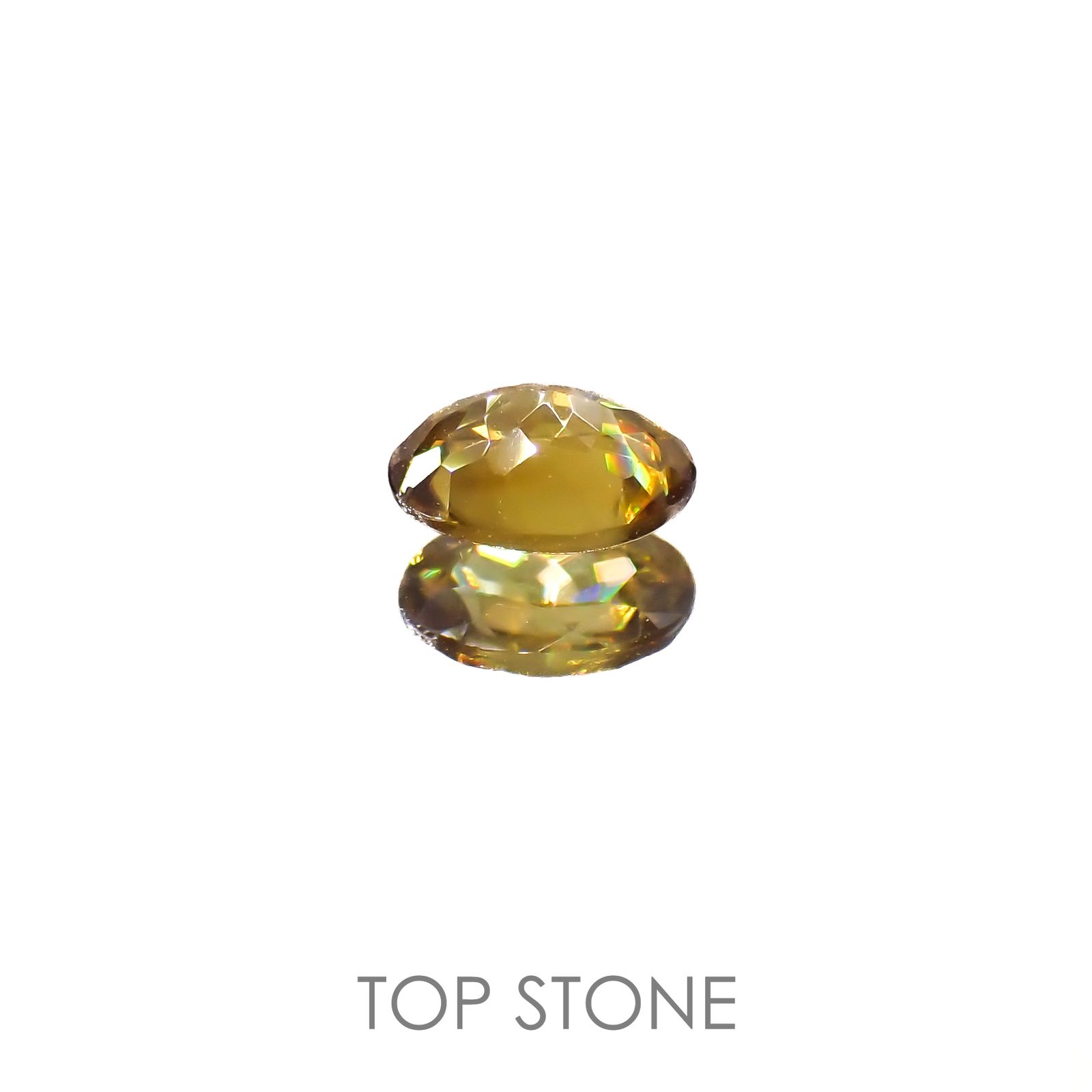 ゴールデンスフェーン(宝石名スフェーン)ナミビア産 0.50ct 識別済[220616579]5.9x4.1mm前後