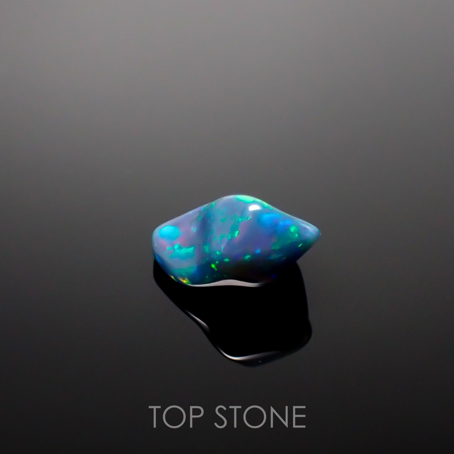 ◇バロック型◇ブラックオパール エチオピア産 ルース 1.23ct[210913247]10.3×6.6mm前後