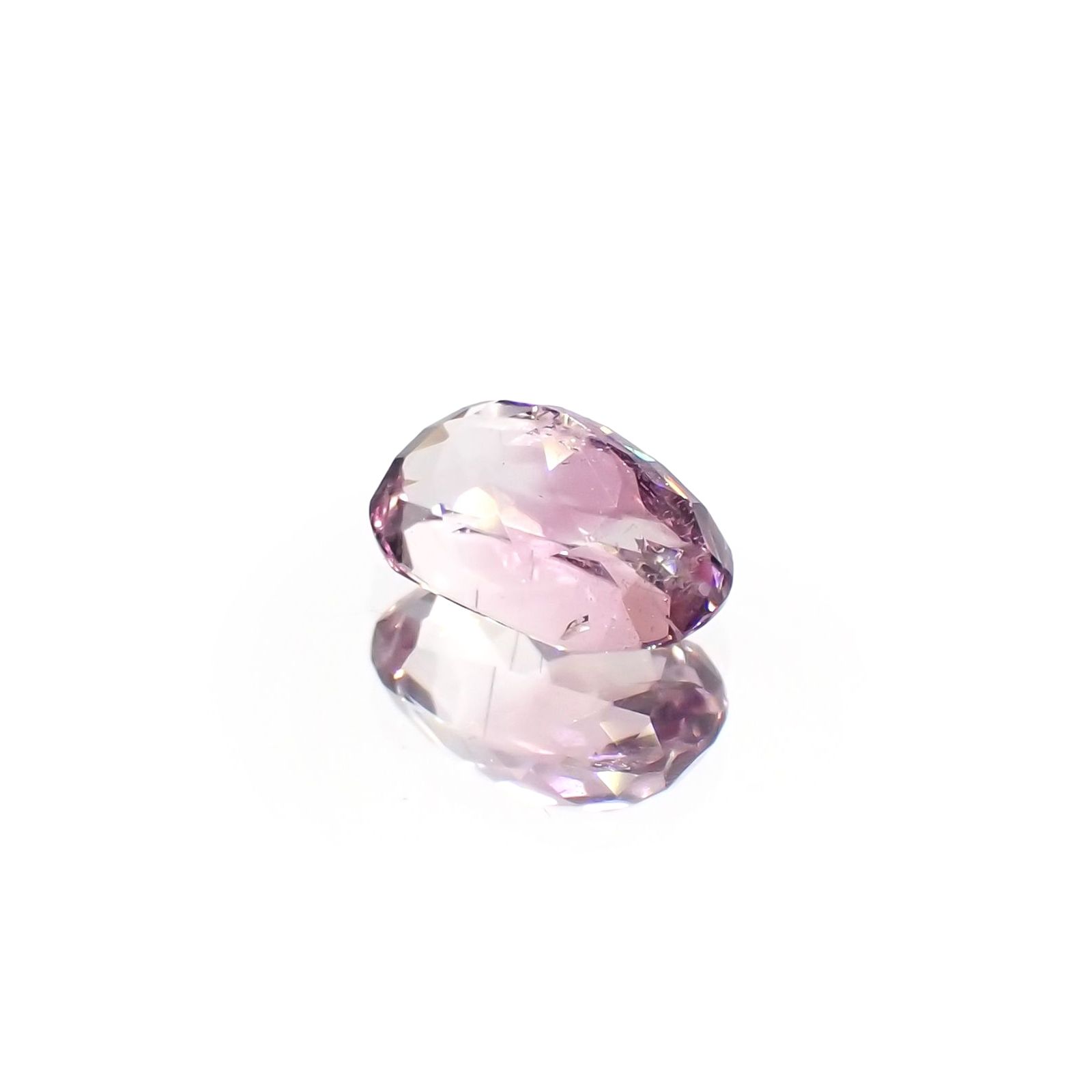 ピンクポードレッタイト (宝石名ピンク・ポードレッタイト )ビルマ産 ソ付(彩珠) 0.574ct / 6.4x4.5mm前後 [231023923]