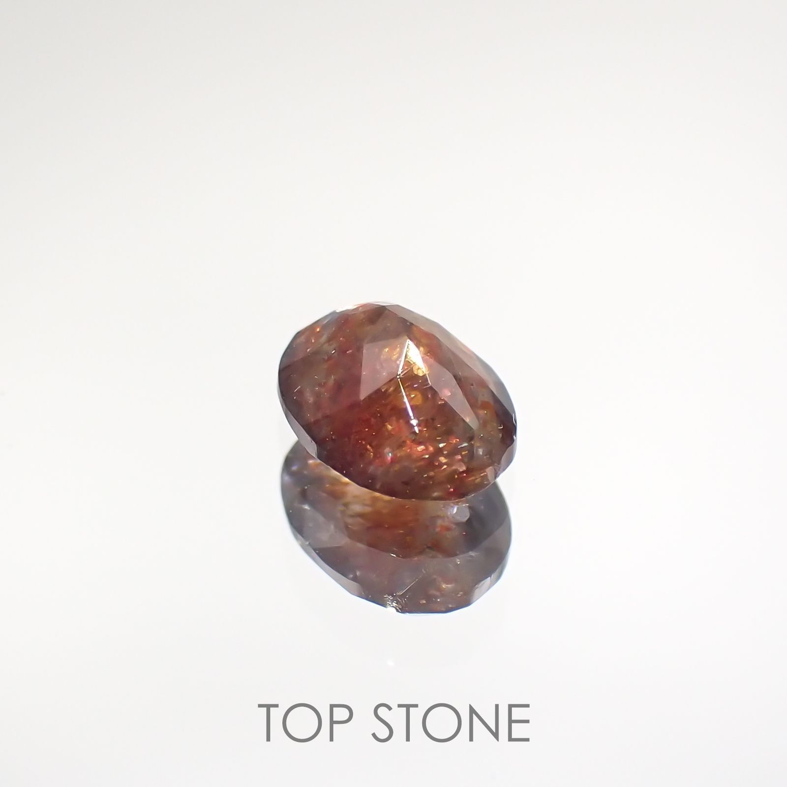ブラッドショットアイオライト インド産 ルース 0.64ct[201812384]6.8×5.1mm前後