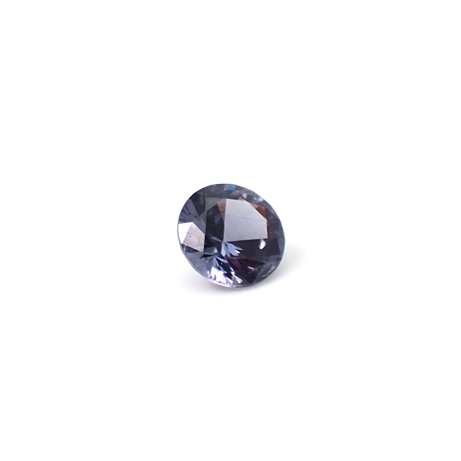 ベキリーブルーガーネット（カラーチェンジガーネット アレキタイプ） マダガスカル・ベキリー産 0.28ct / 4x4mm前後 [251231511]